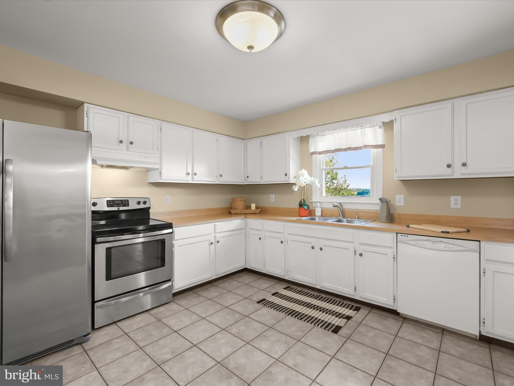 UNIONTOWN - Residential