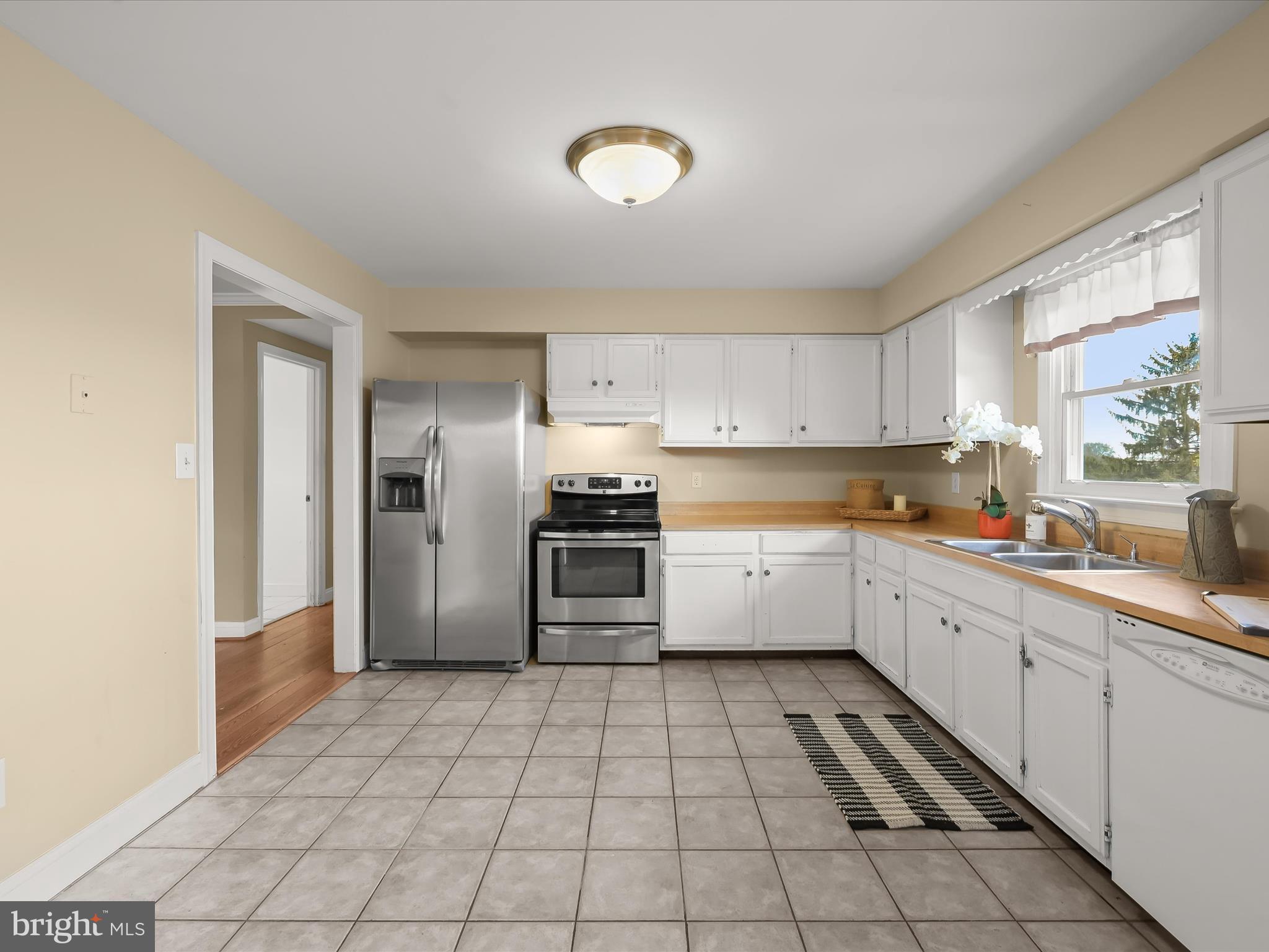 UNIONTOWN - Residential