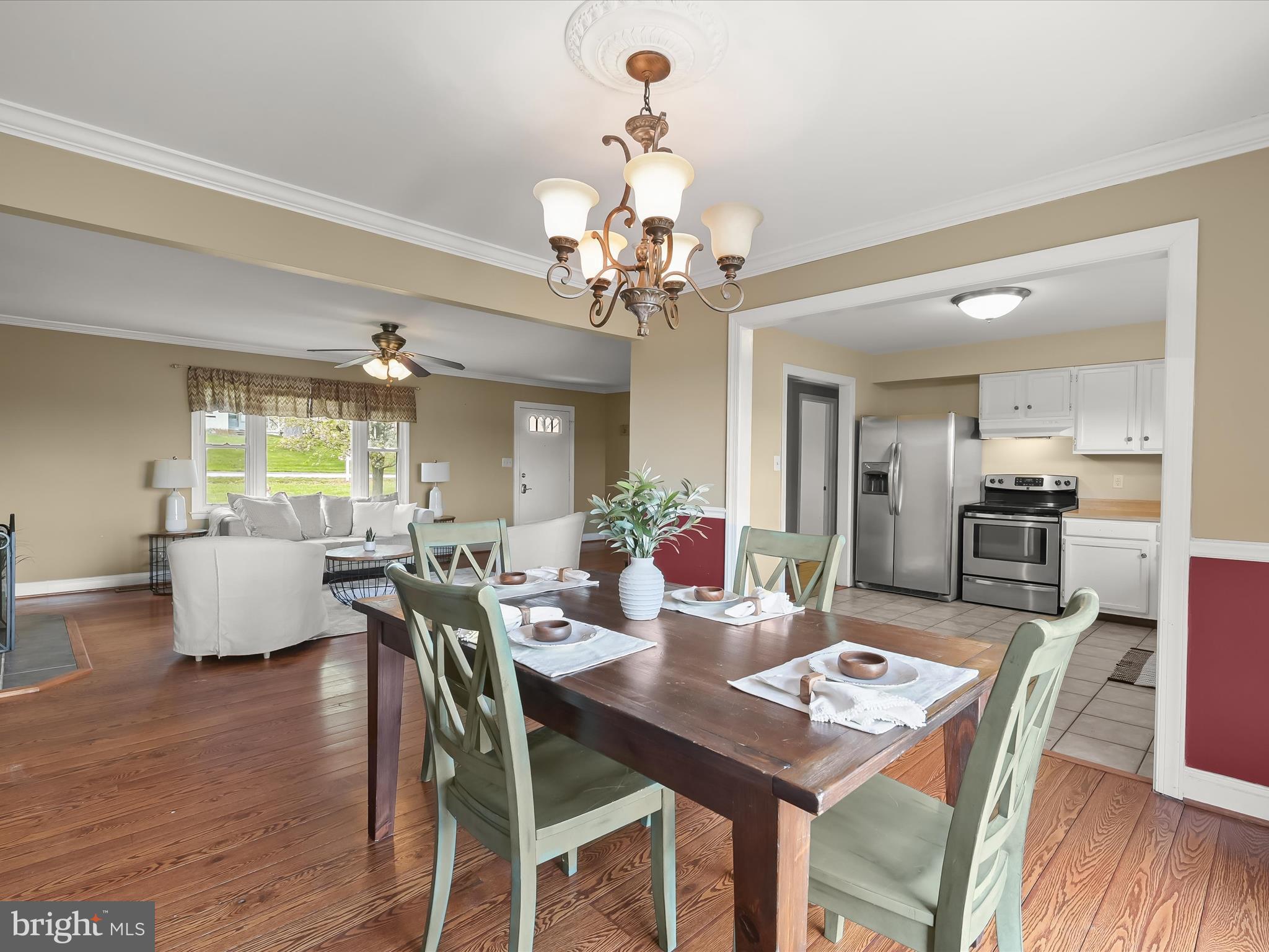 UNIONTOWN - Residential