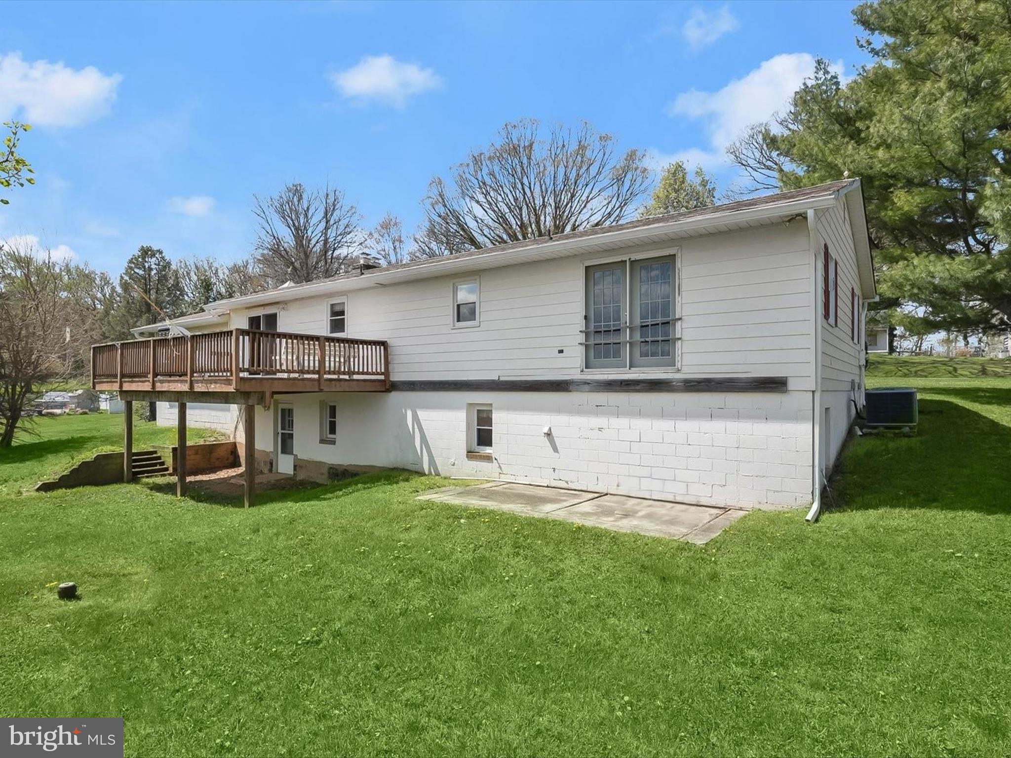 UNIONTOWN - Residential