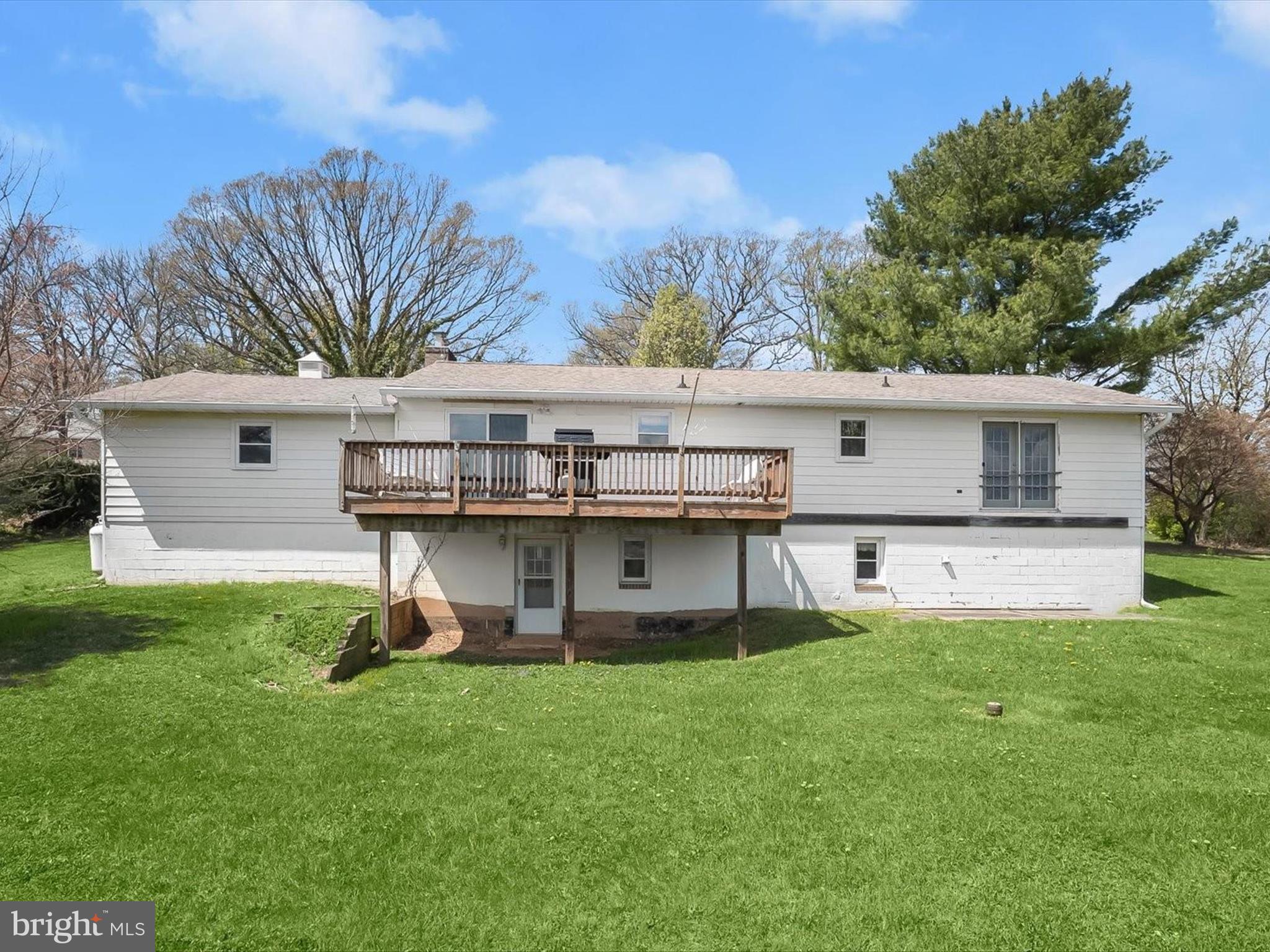 UNIONTOWN - Residential