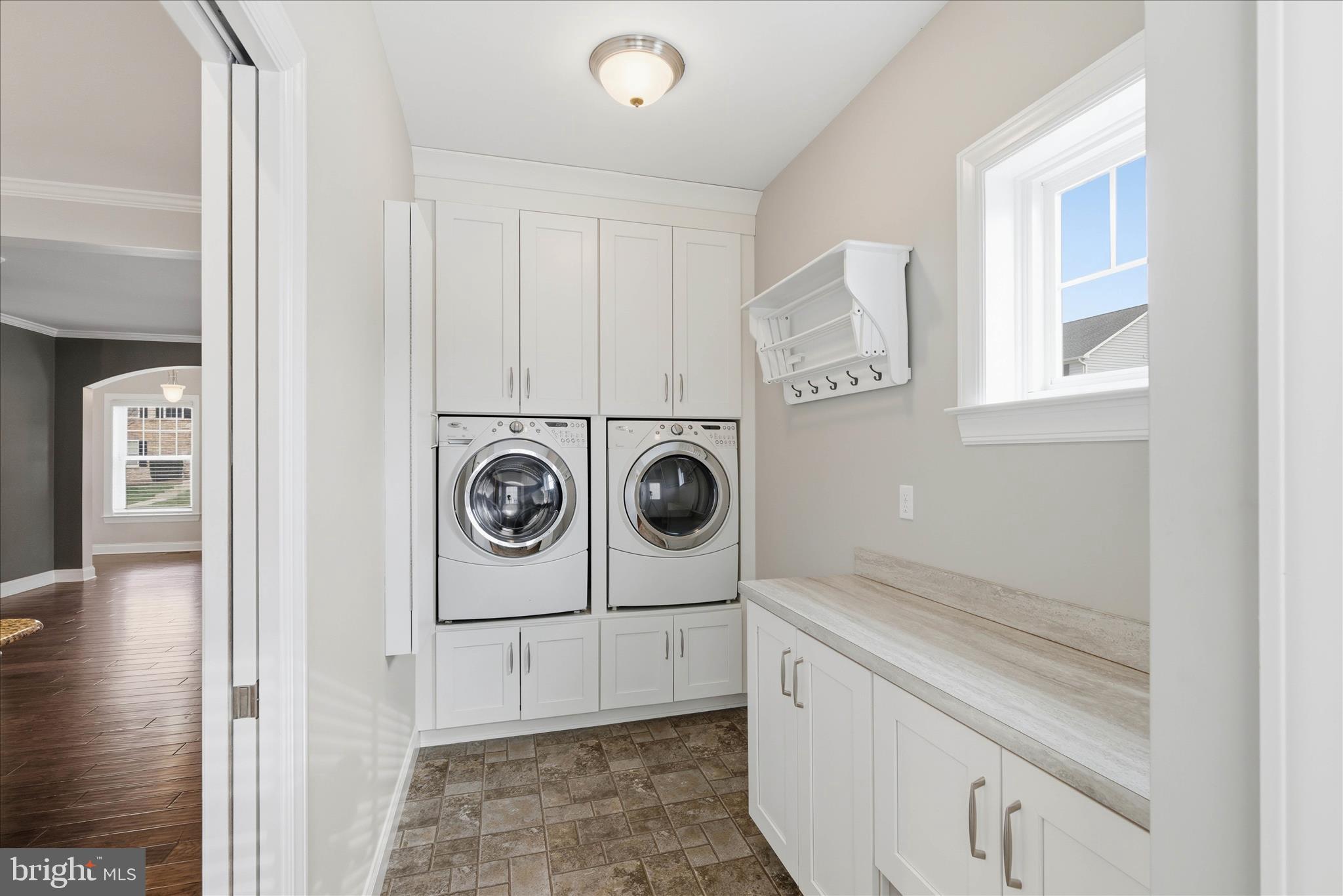 SOUTH MEADOW - Residential