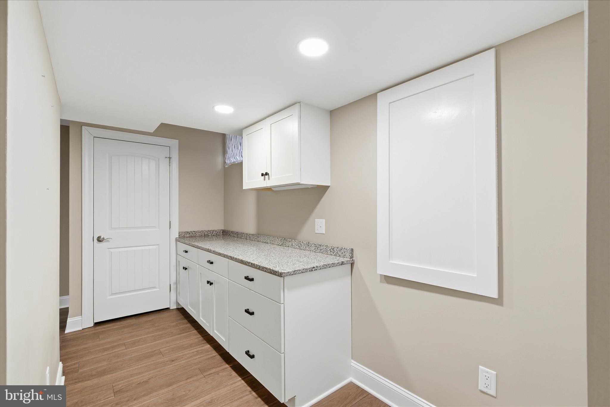 SOUTH MEADOW - Residential