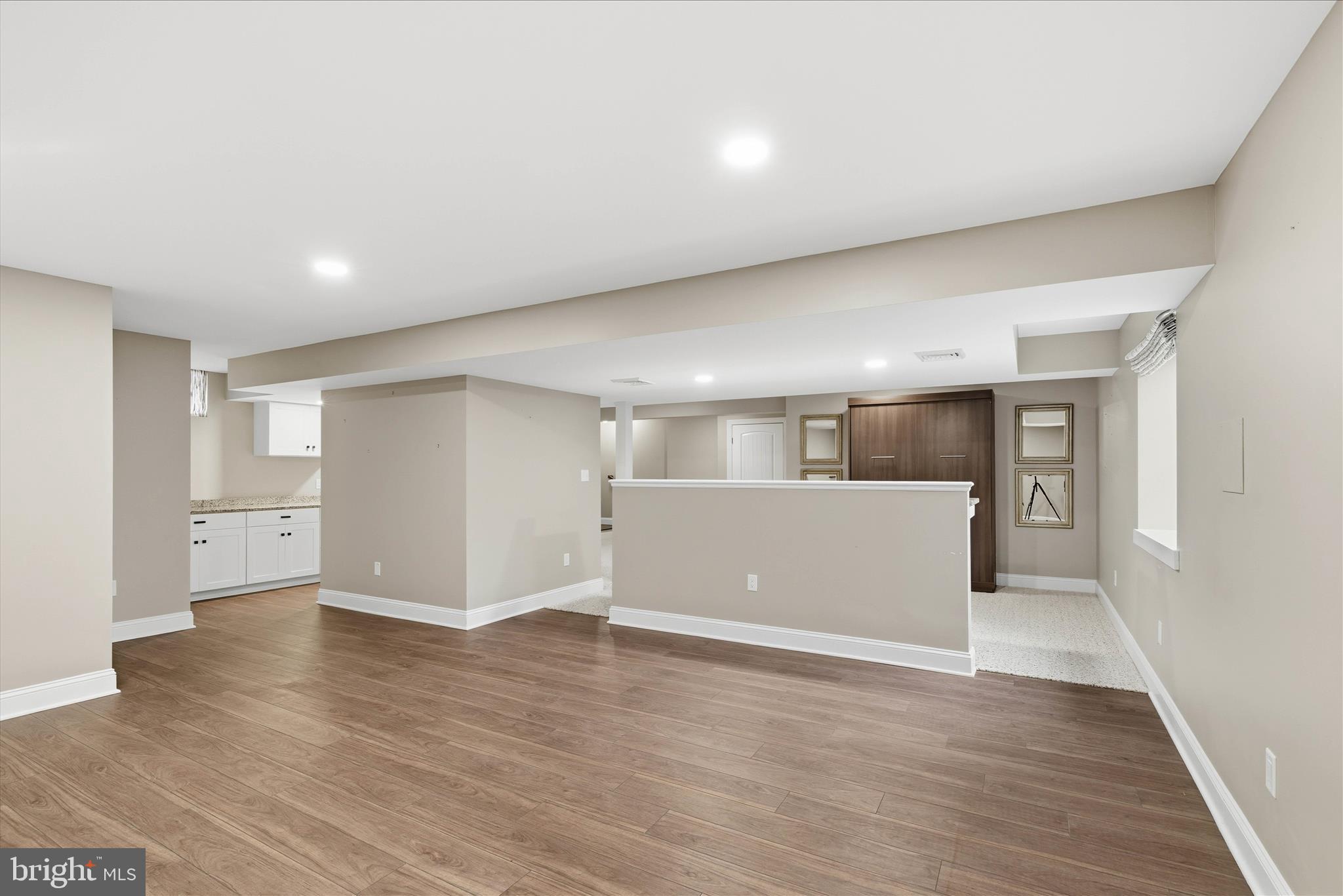 SOUTH MEADOW - Residential