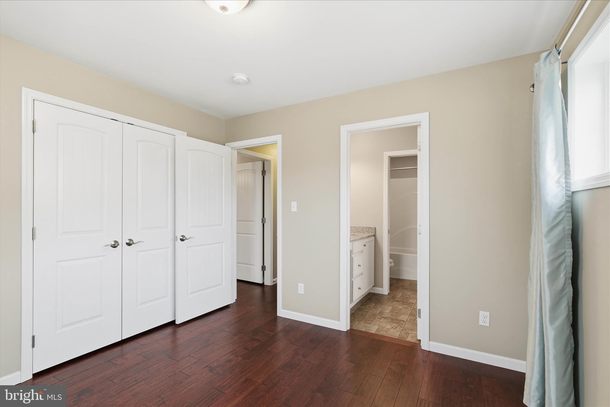 SOUTH MEADOW - Residential