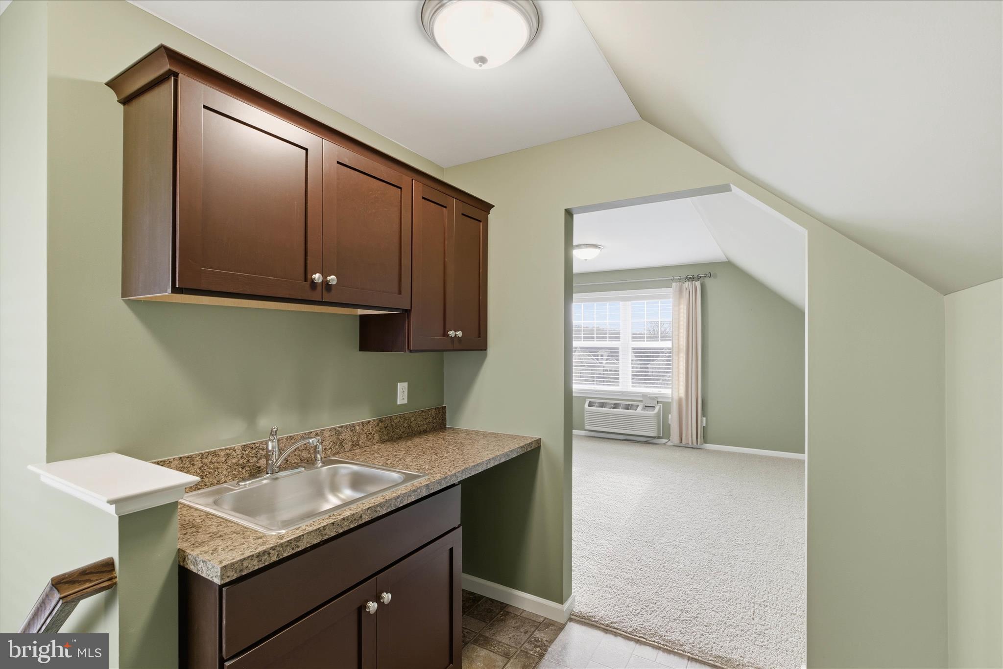 SOUTH MEADOW - Residential