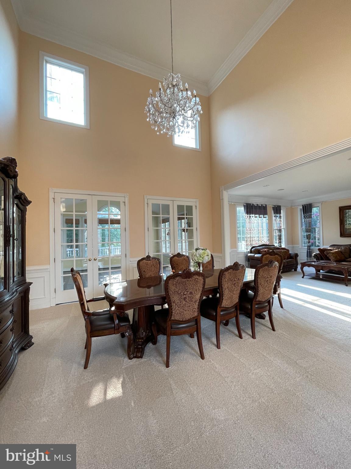 SOUTH RIDING - Residential