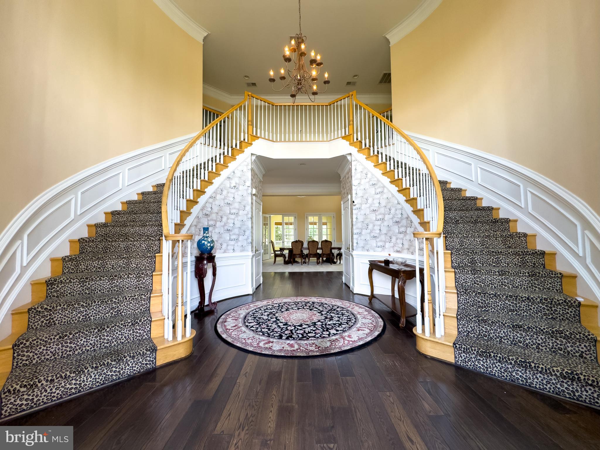 SOUTH RIDING - Residential