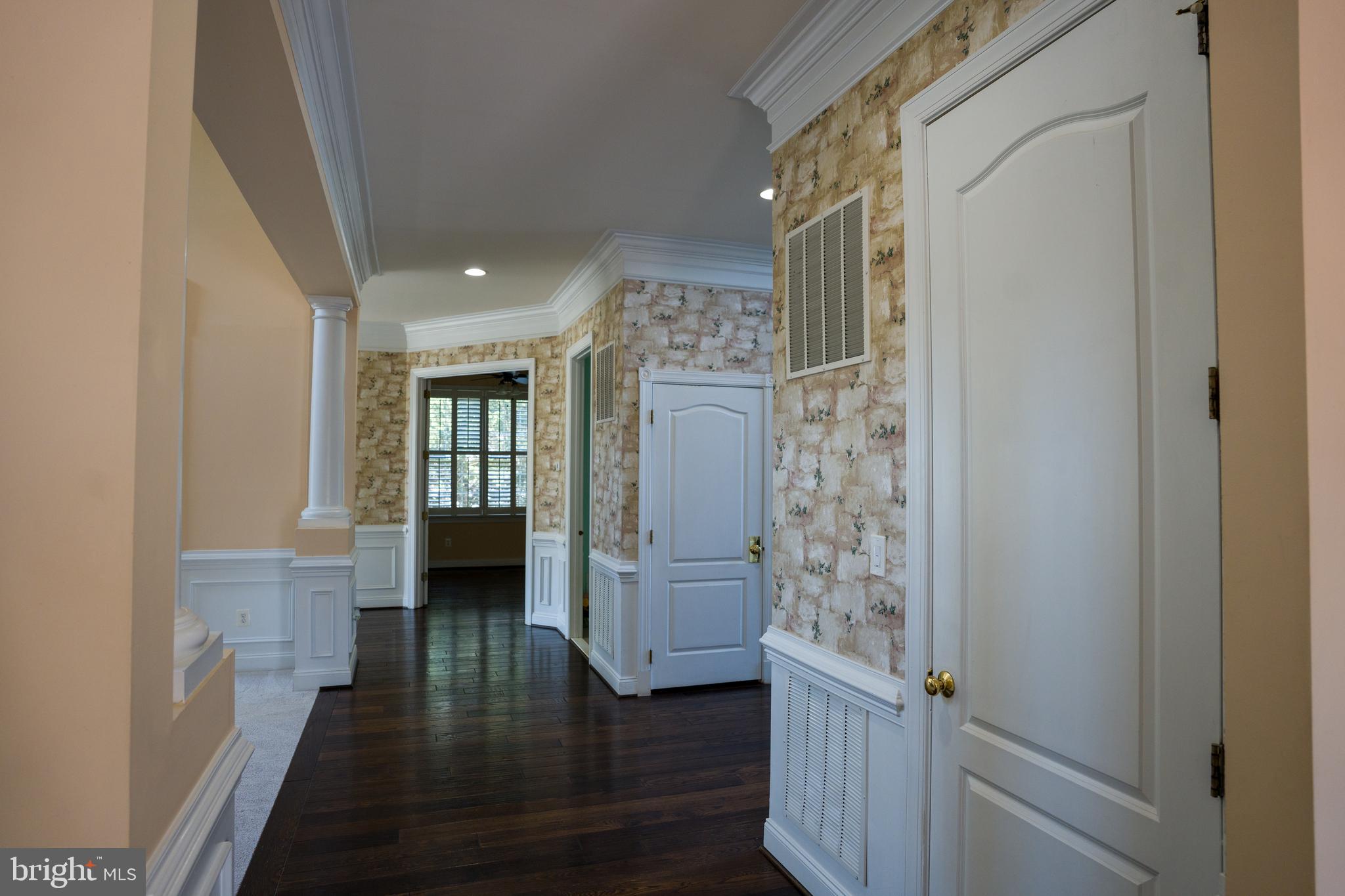 SOUTH RIDING - Residential