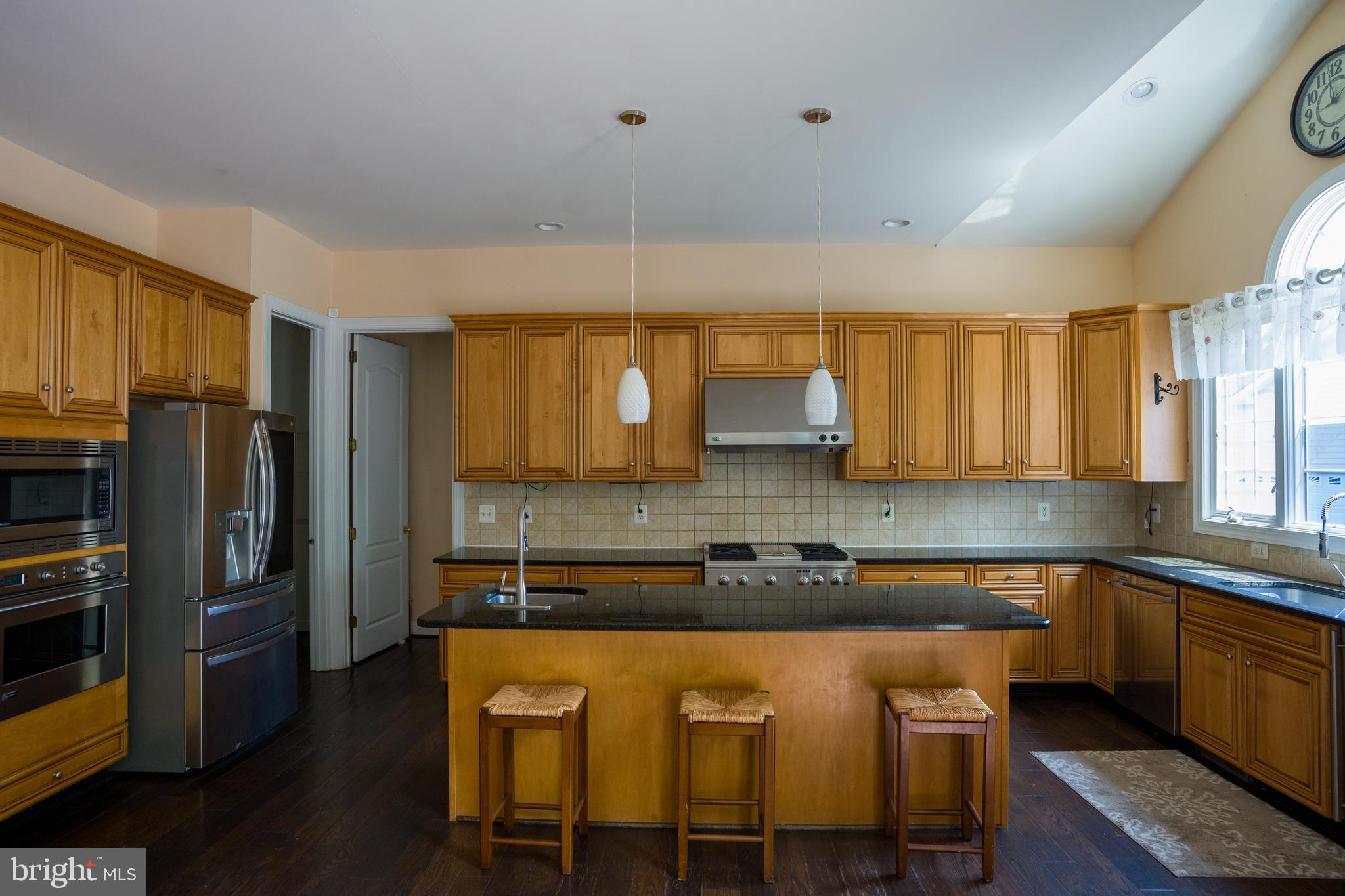 SOUTH RIDING - Residential