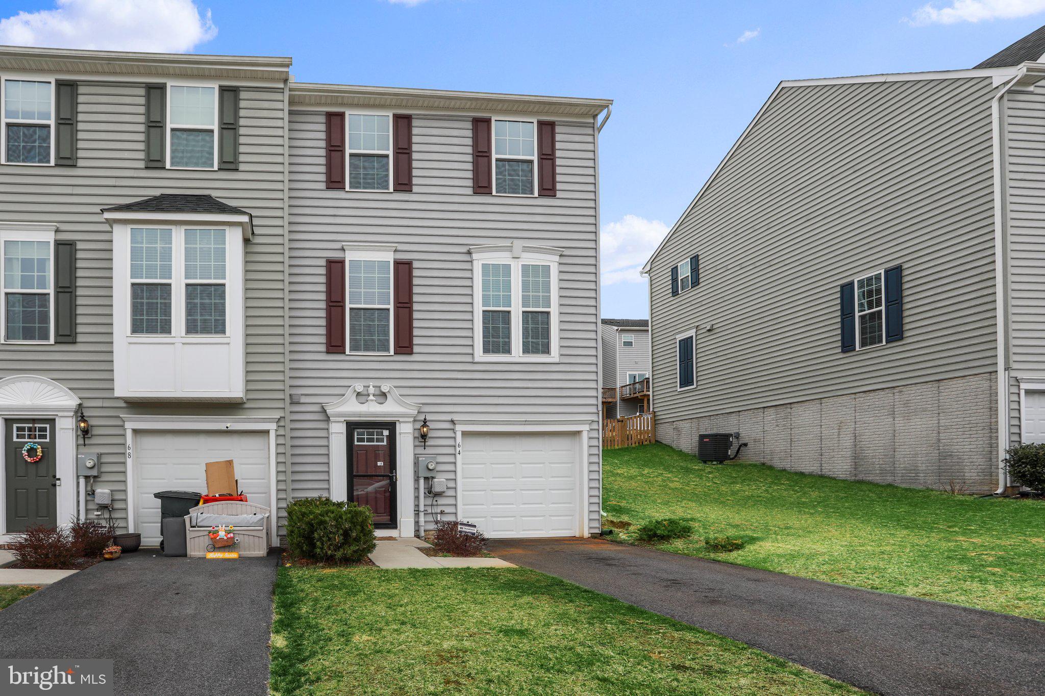 POTOMAC STATION - Residential Lease