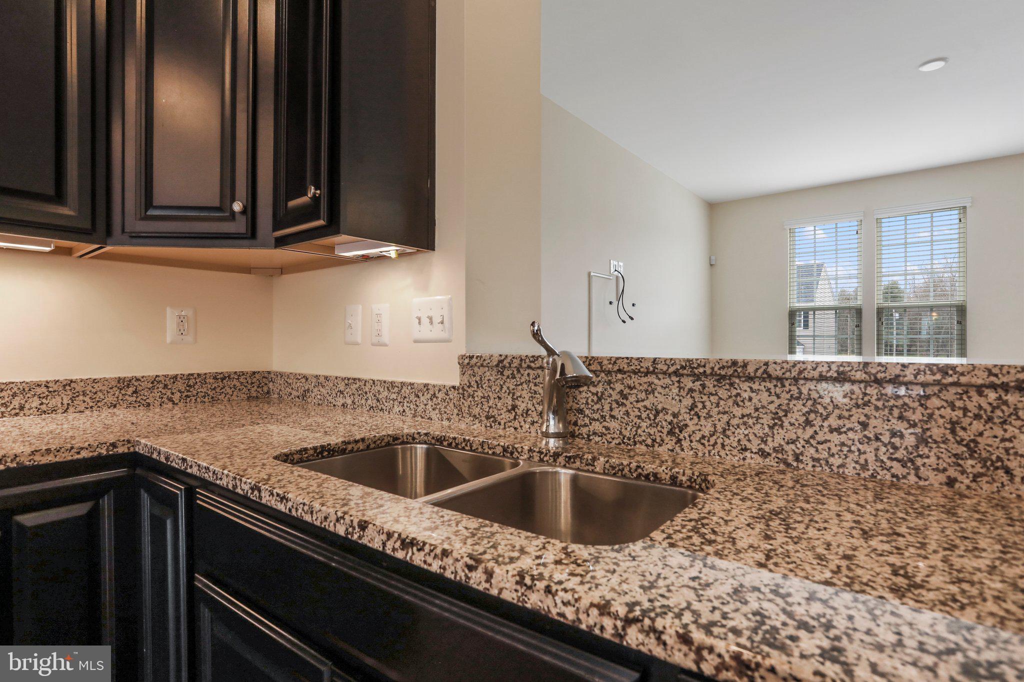 POTOMAC STATION - Residential Lease