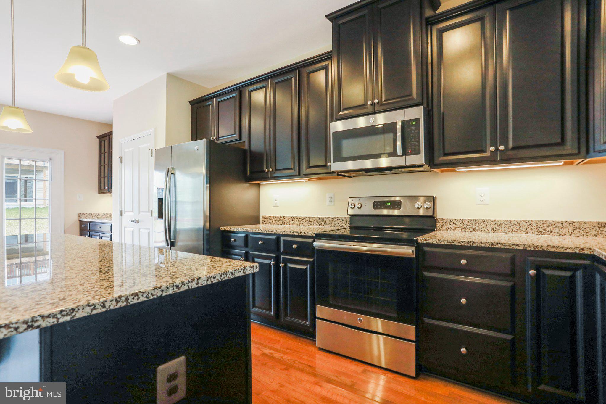 POTOMAC STATION - Residential Lease