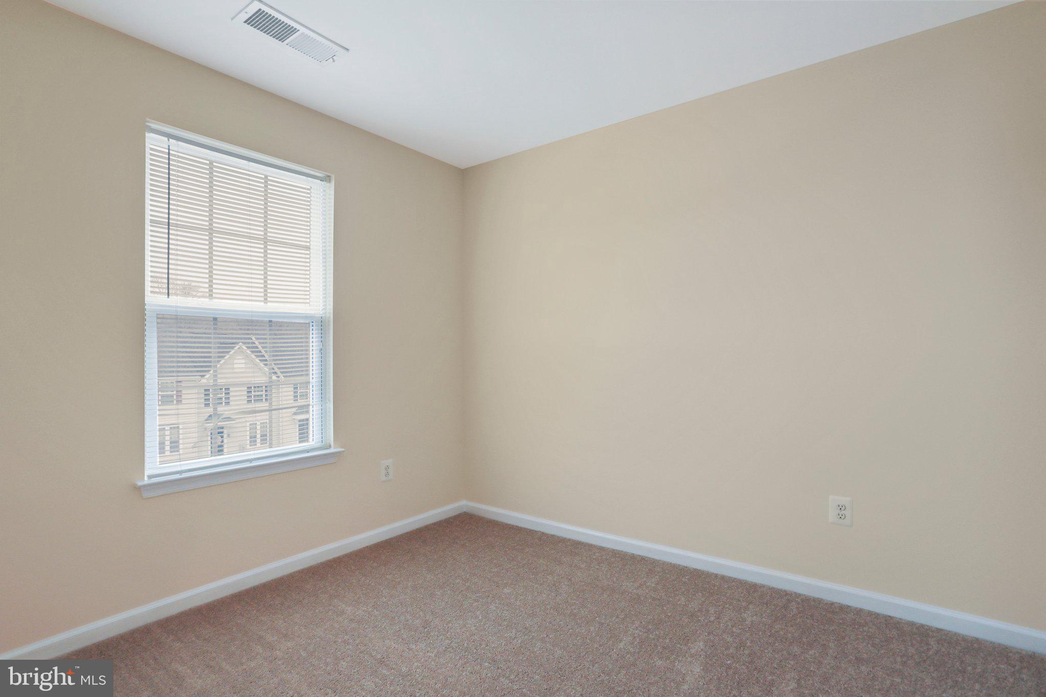 POTOMAC STATION - Residential Lease