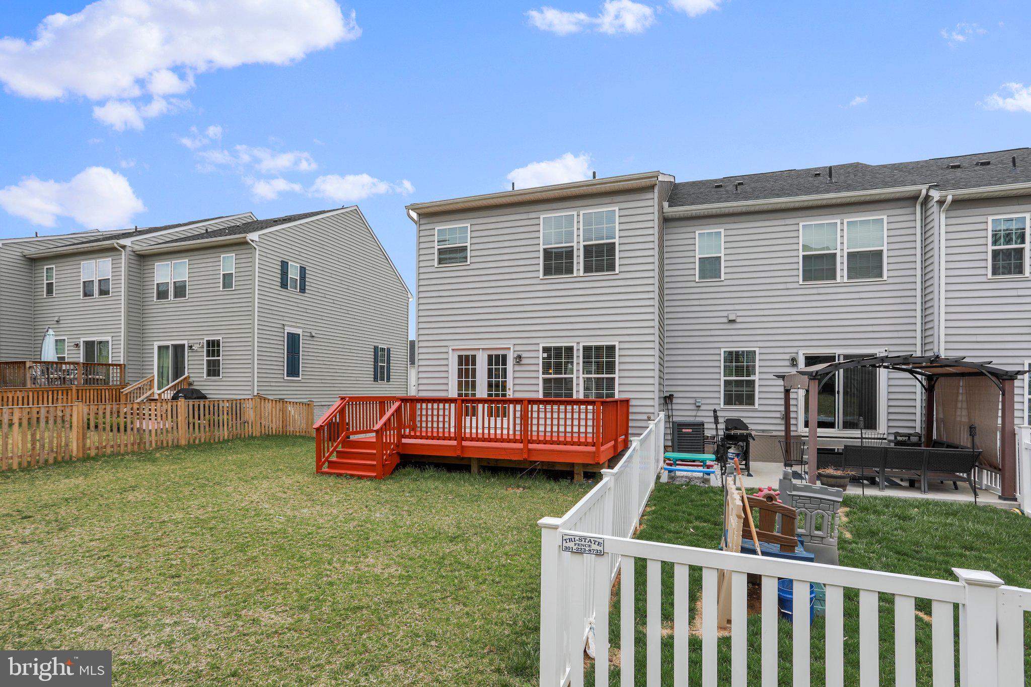 POTOMAC STATION - Residential Lease