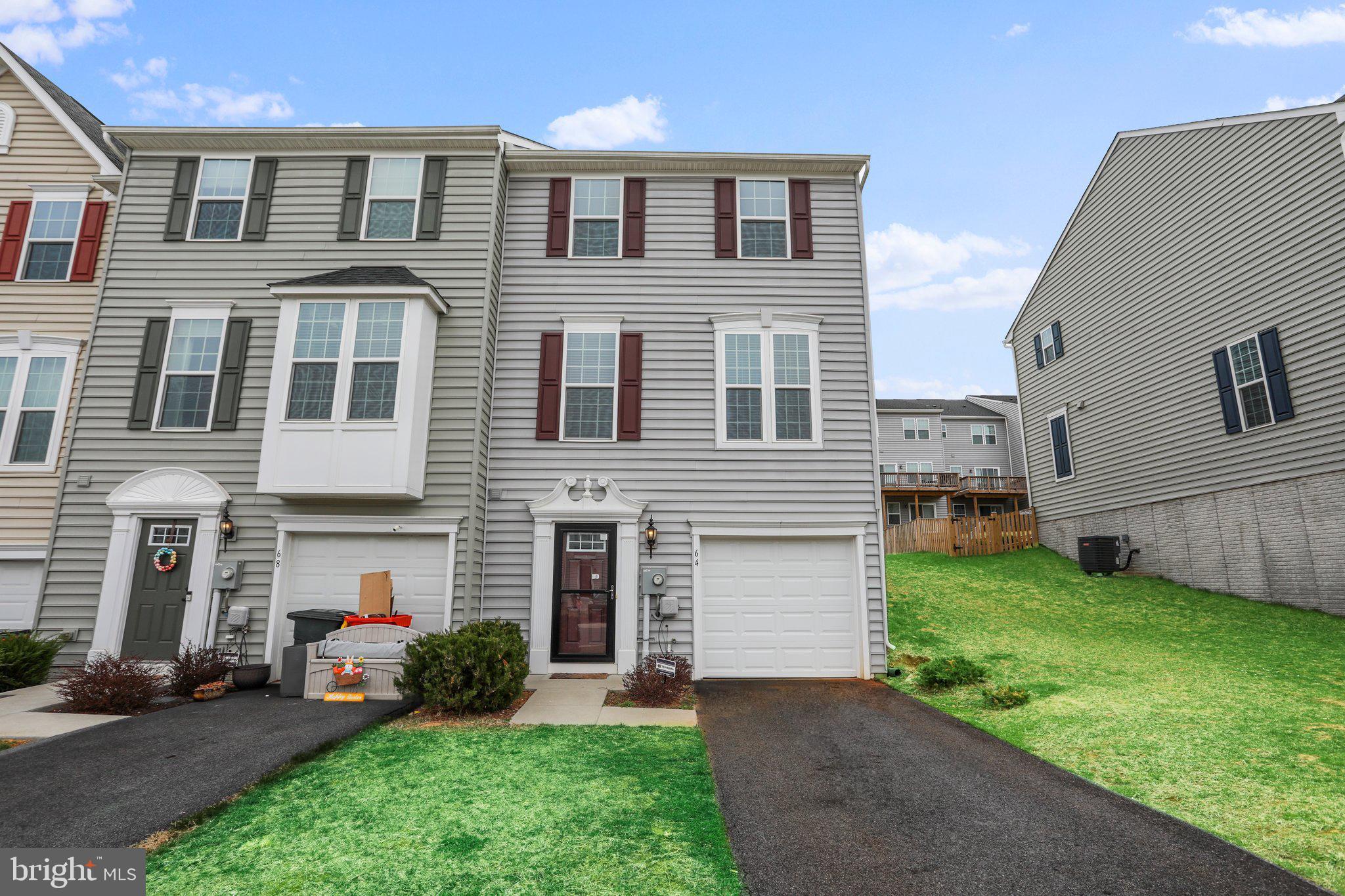 POTOMAC STATION - Residential Lease