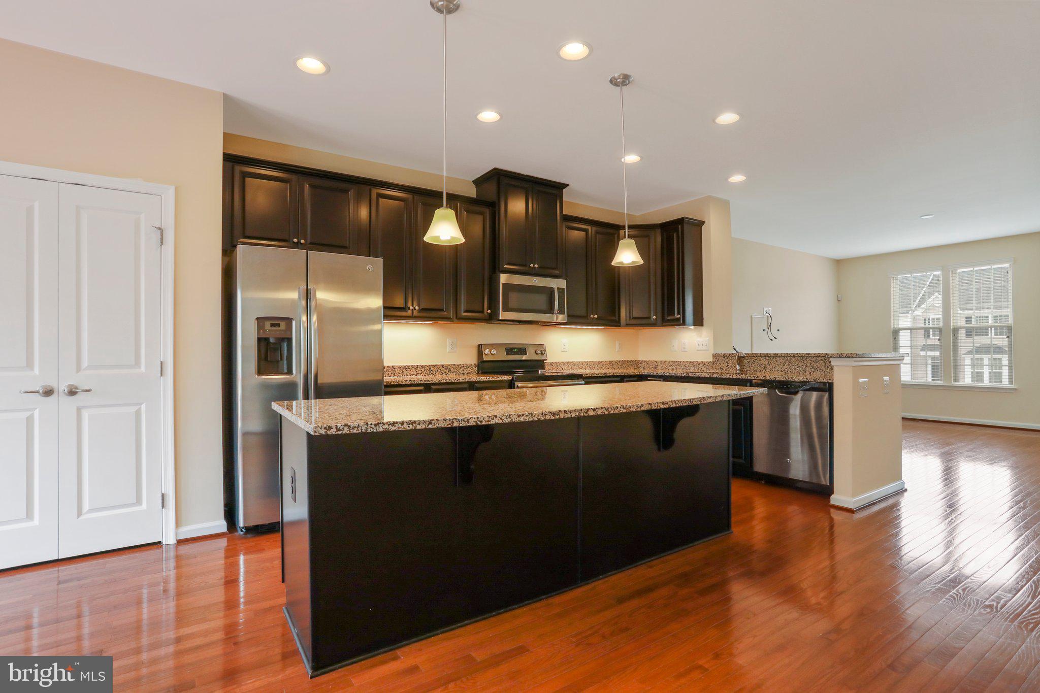 POTOMAC STATION - Residential Lease