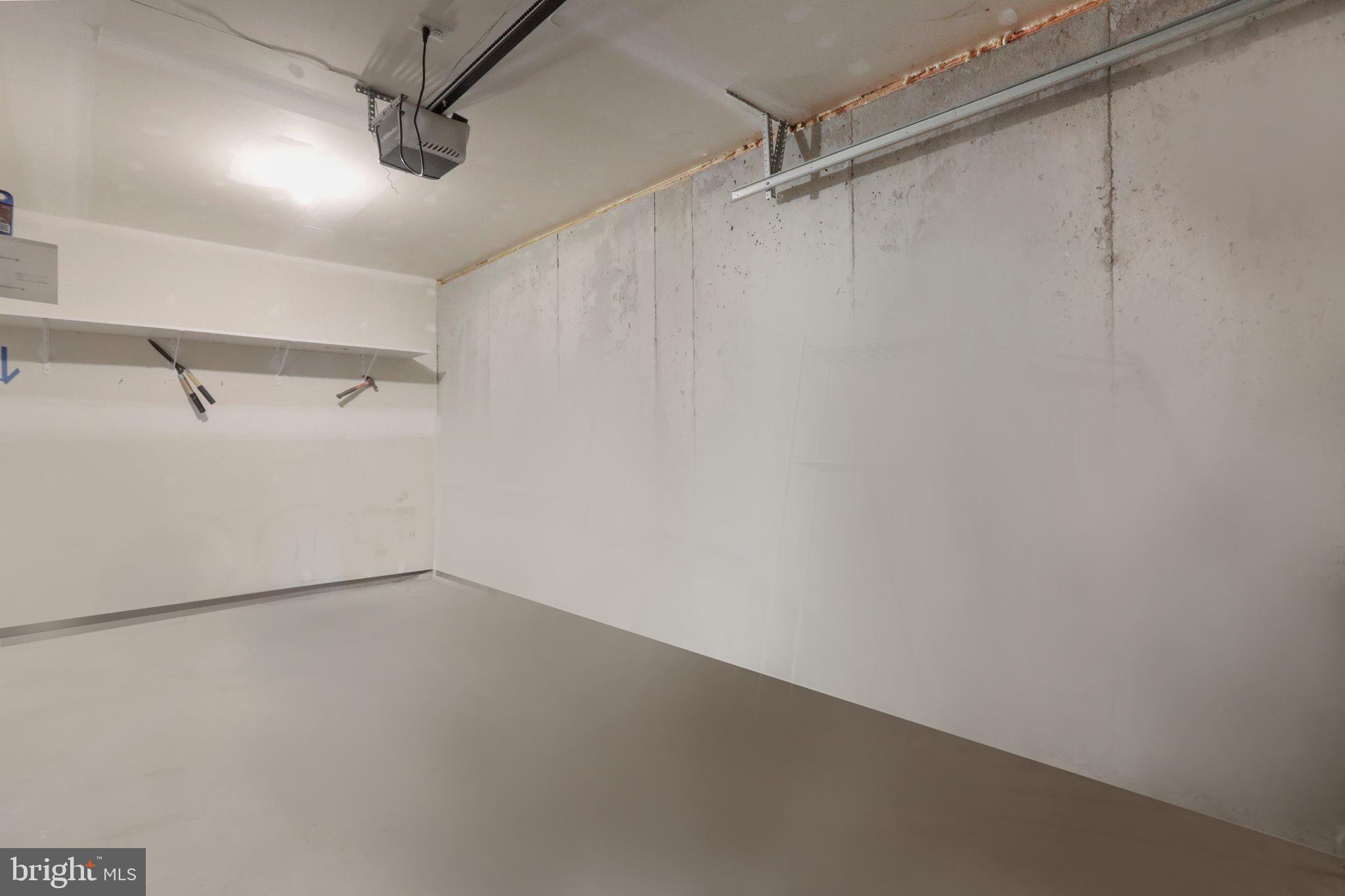 POTOMAC STATION - Residential Lease