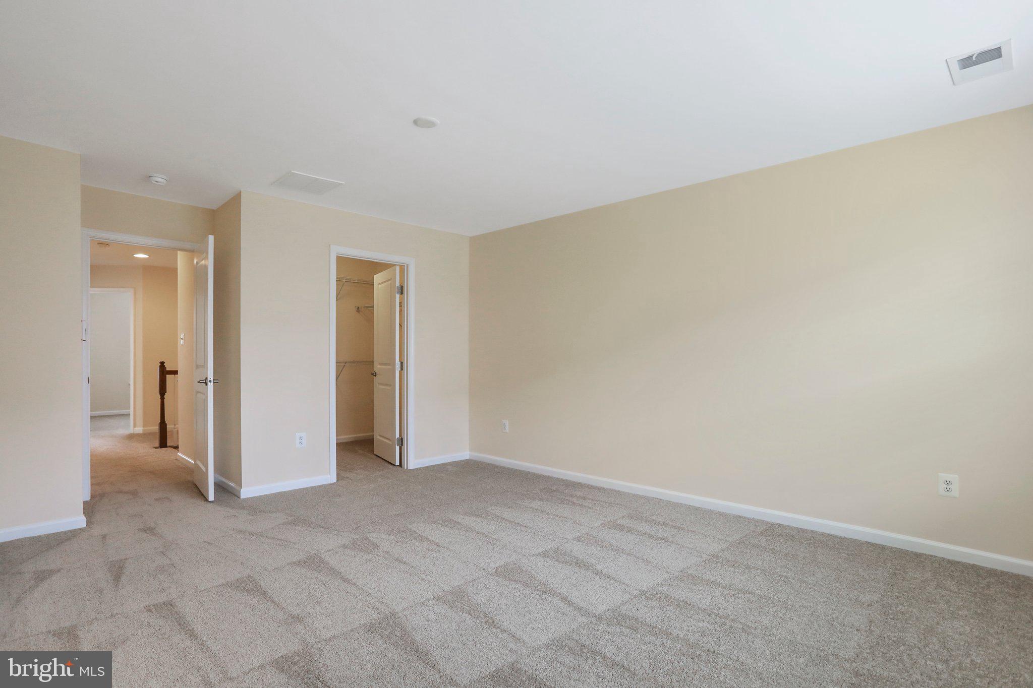 POTOMAC STATION - Residential Lease