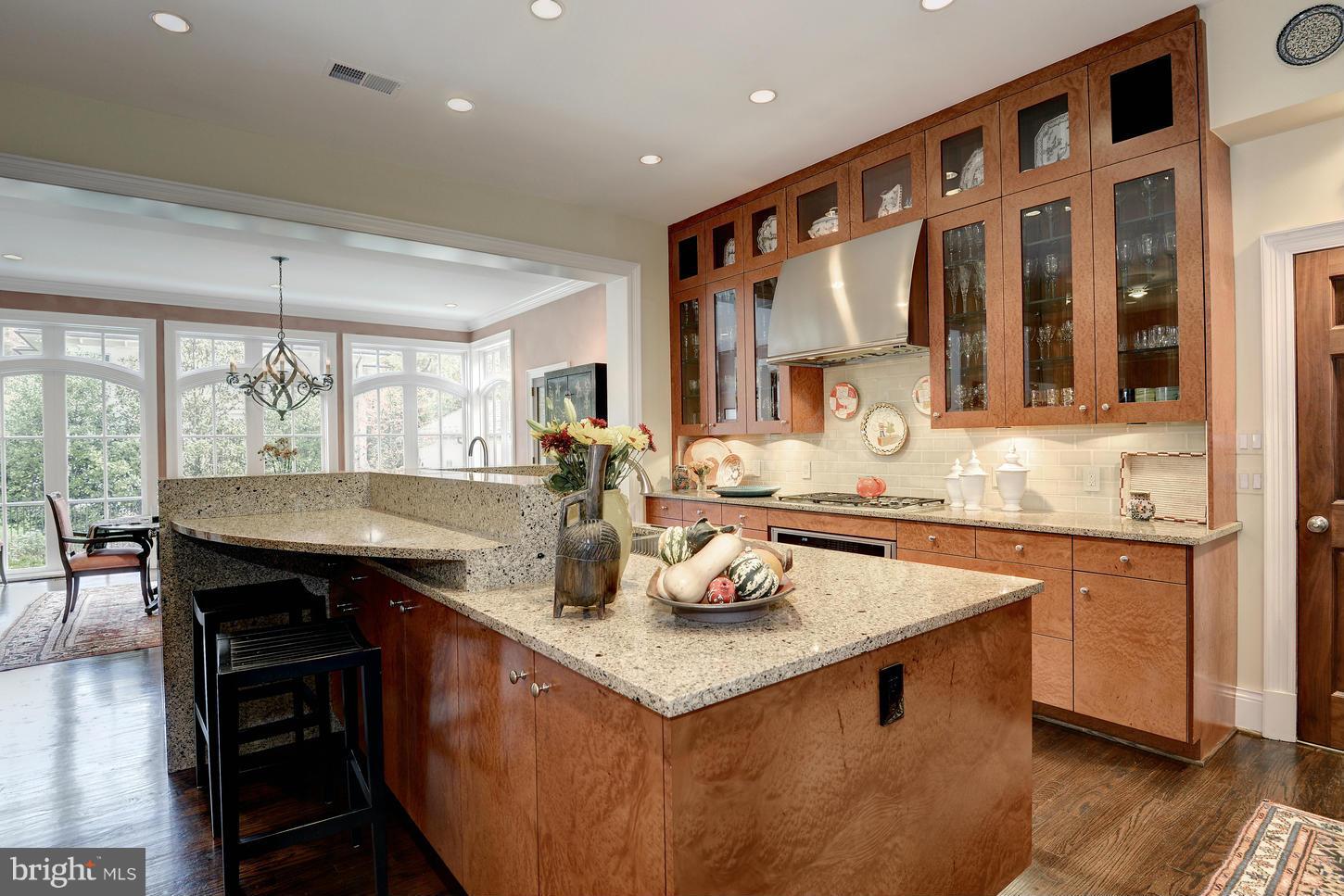 CHEVY CHASE - Residential