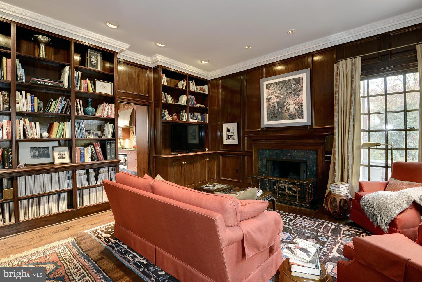 CHEVY CHASE - Residential