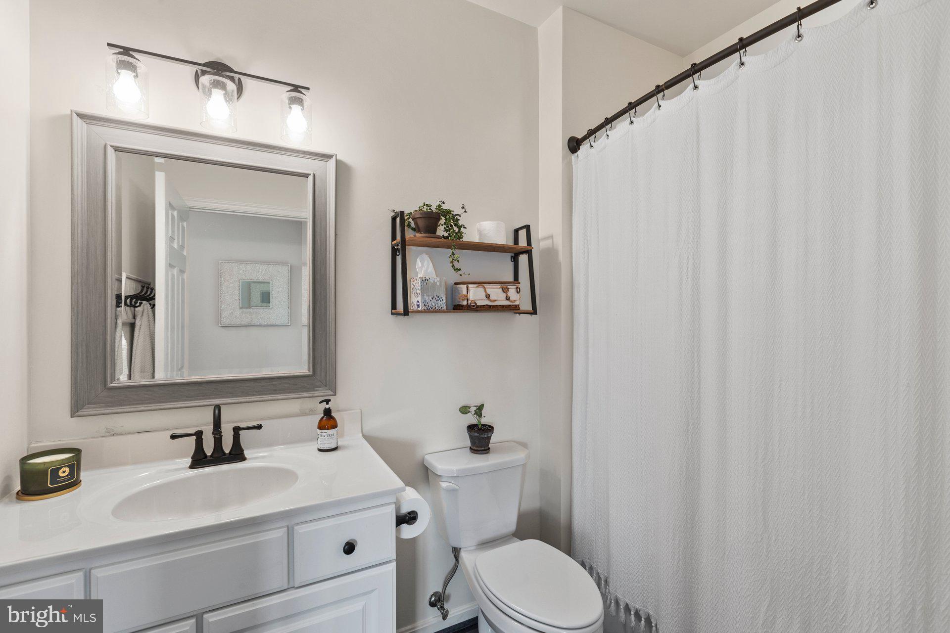 POTOMAC BEACH - Residential