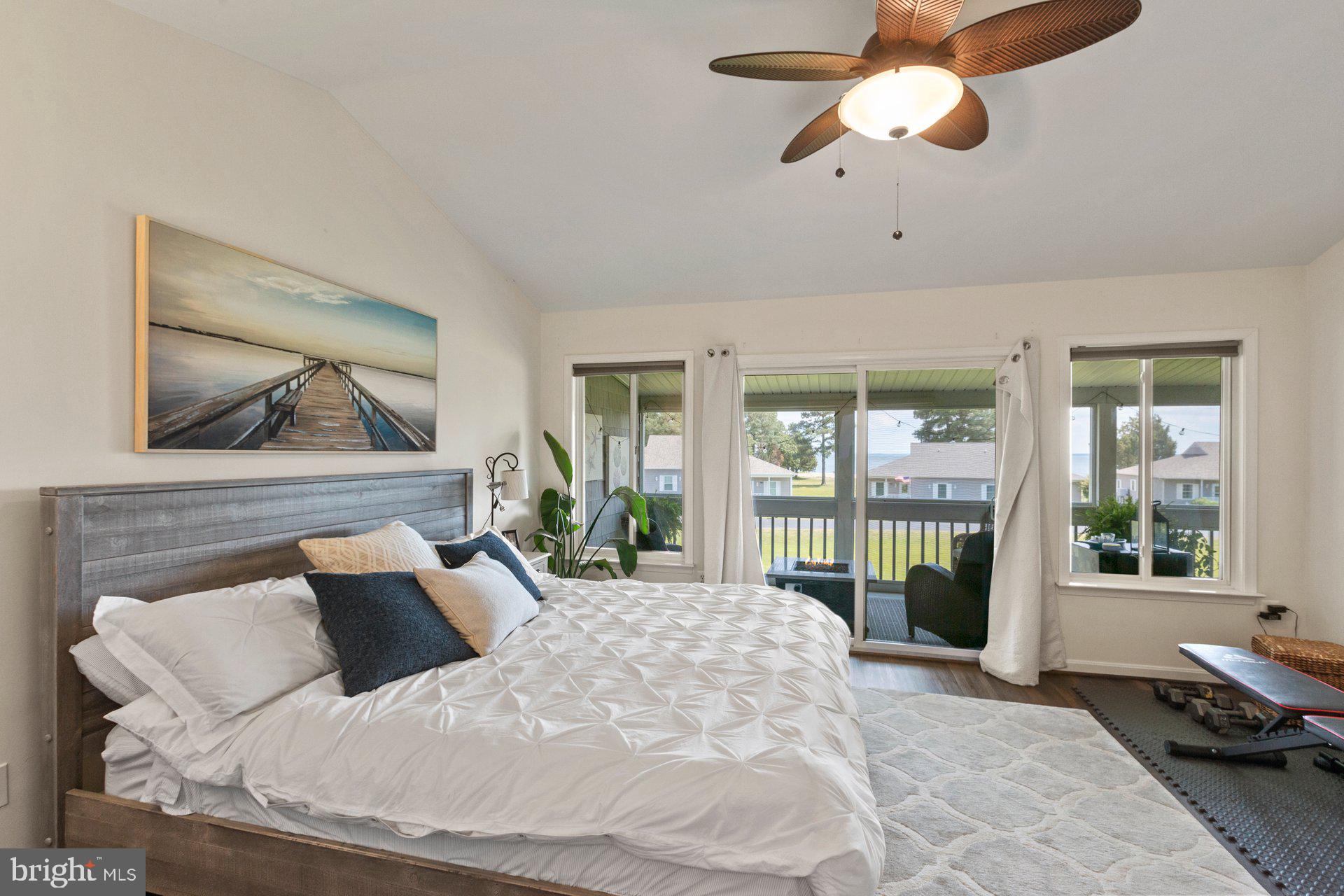 POTOMAC BEACH - Residential