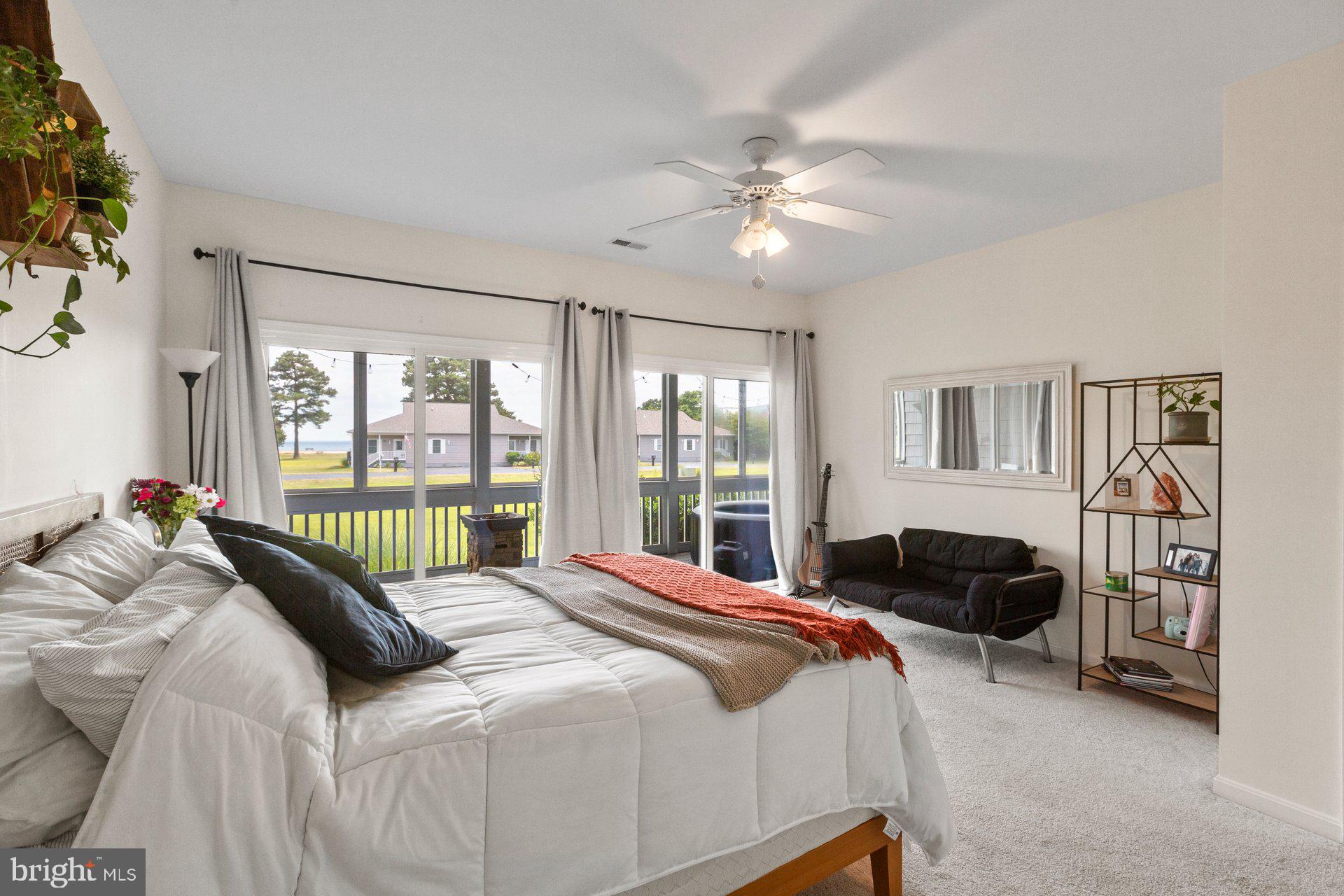 POTOMAC BEACH - Residential