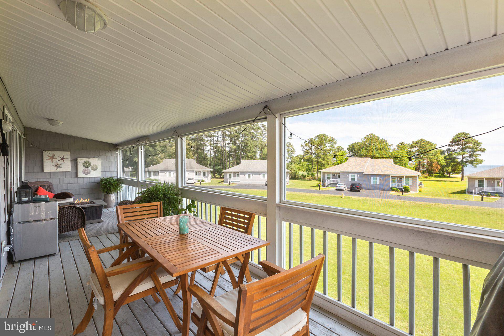 POTOMAC BEACH - Residential