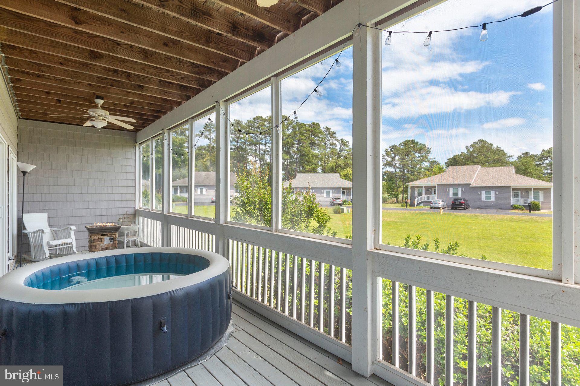 POTOMAC BEACH - Residential