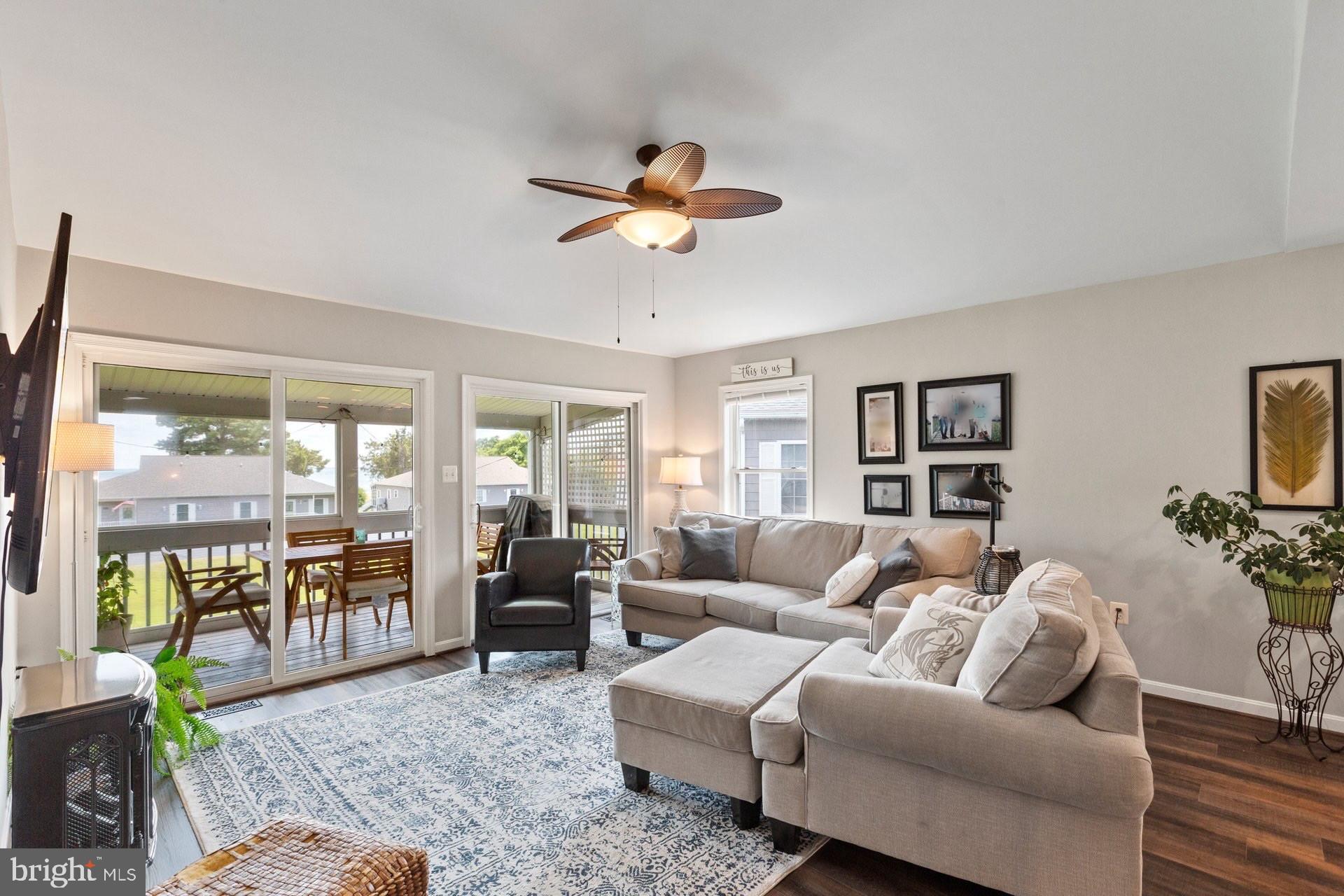 POTOMAC BEACH - Residential