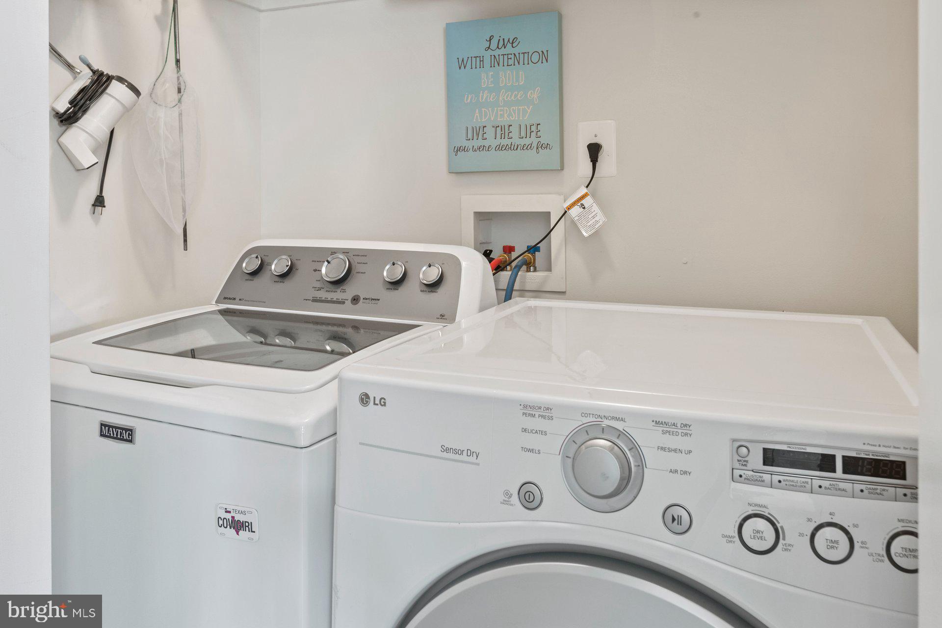 POTOMAC BEACH - Residential