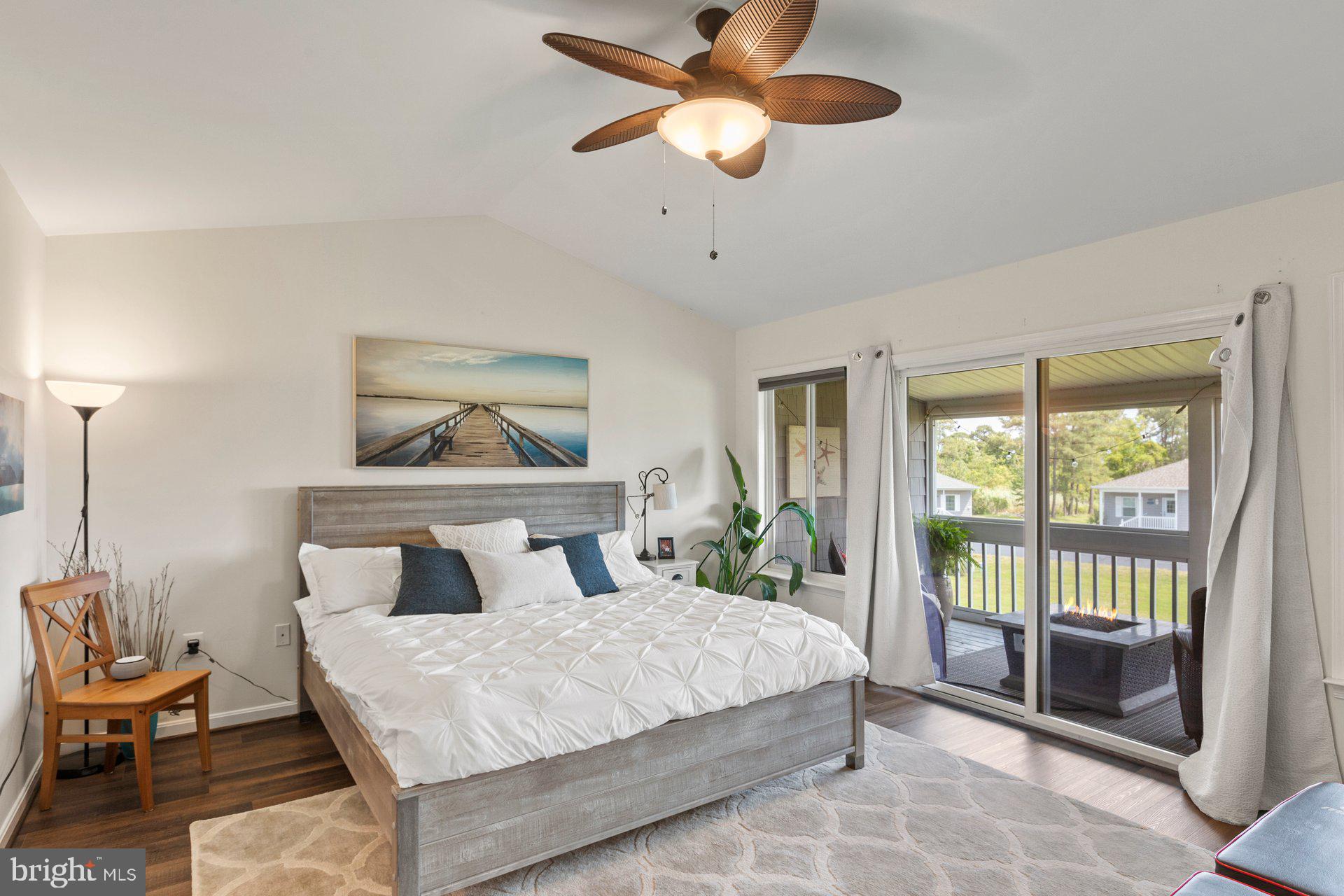 POTOMAC BEACH - Residential