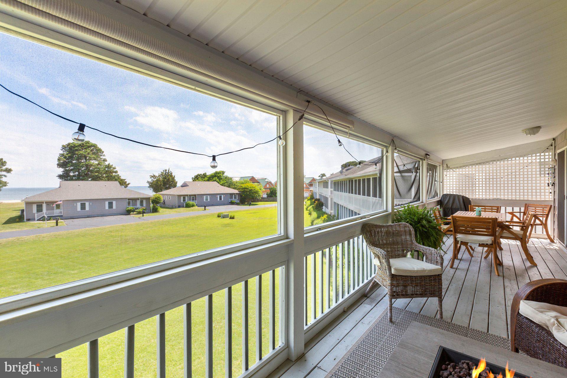 POTOMAC BEACH - Residential