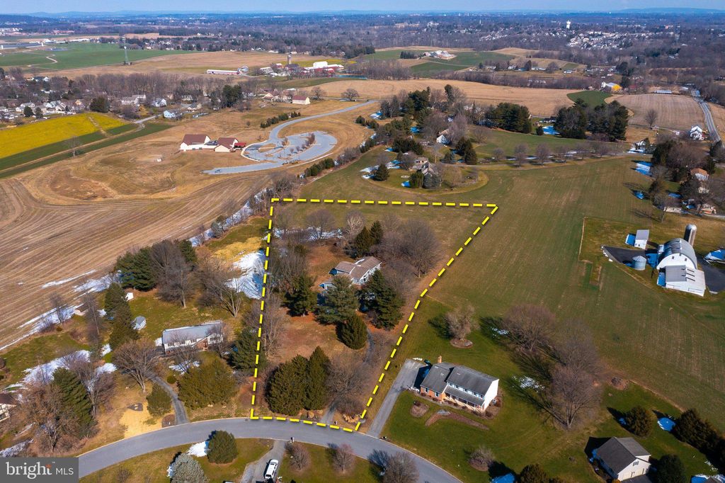 Photo of 195 Carol Drive, Washington Boro, PA 17582 (MLS # PALA2047224)