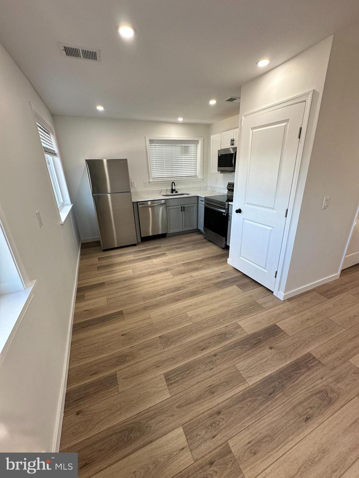 222 WEBSTER STREET NE 2