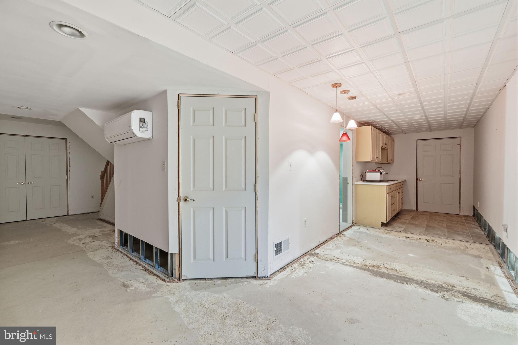 DOYLESTOWN LEA - Residential