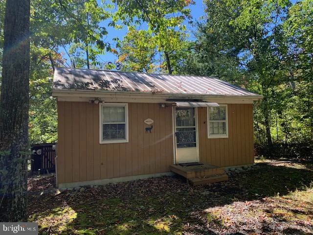 649 Wetzel Hollow Lane