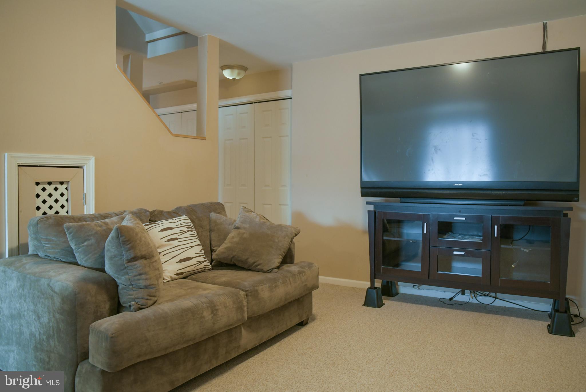 TANTALLON HILLS - Residential