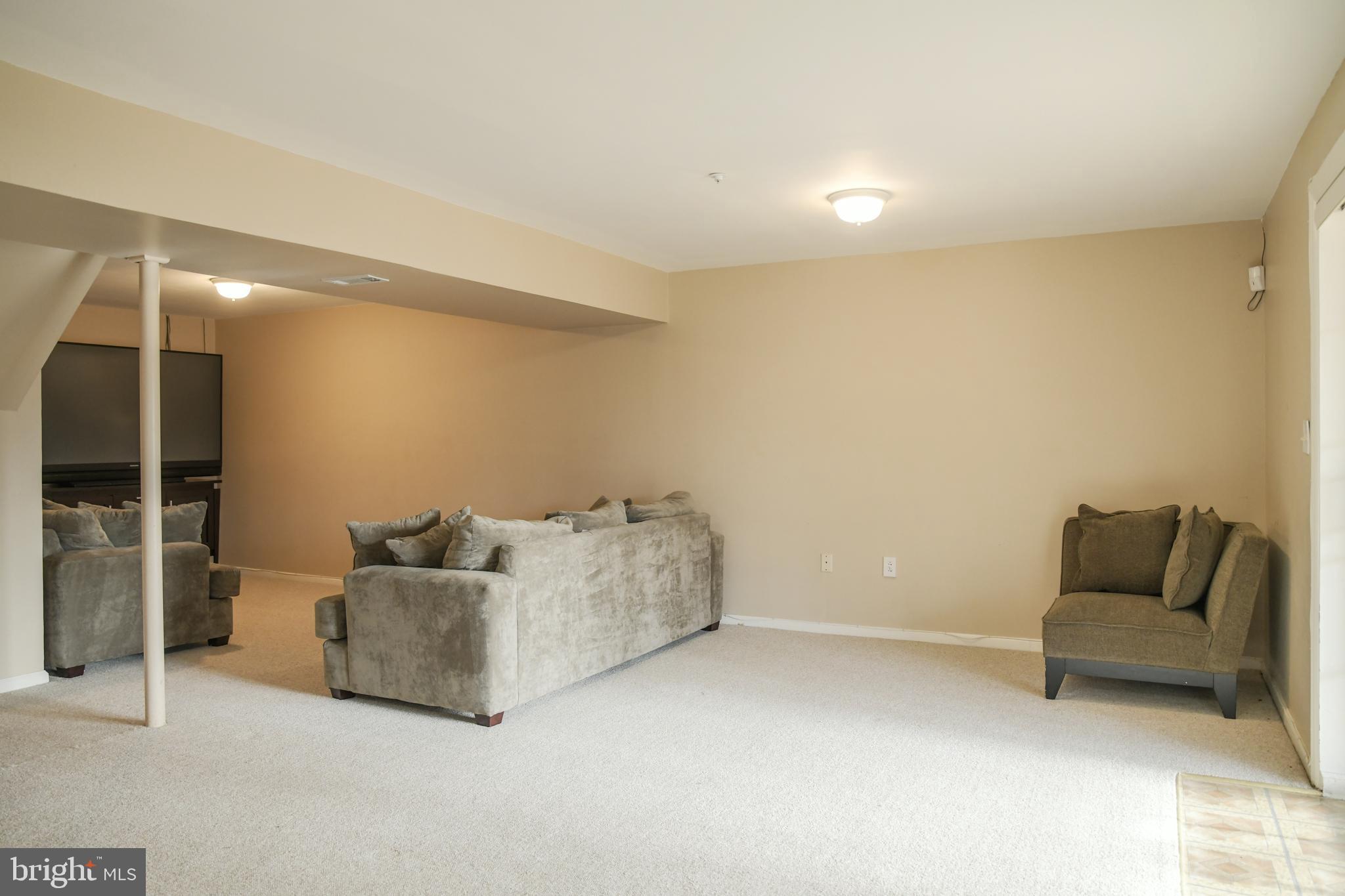 TANTALLON HILLS - Residential