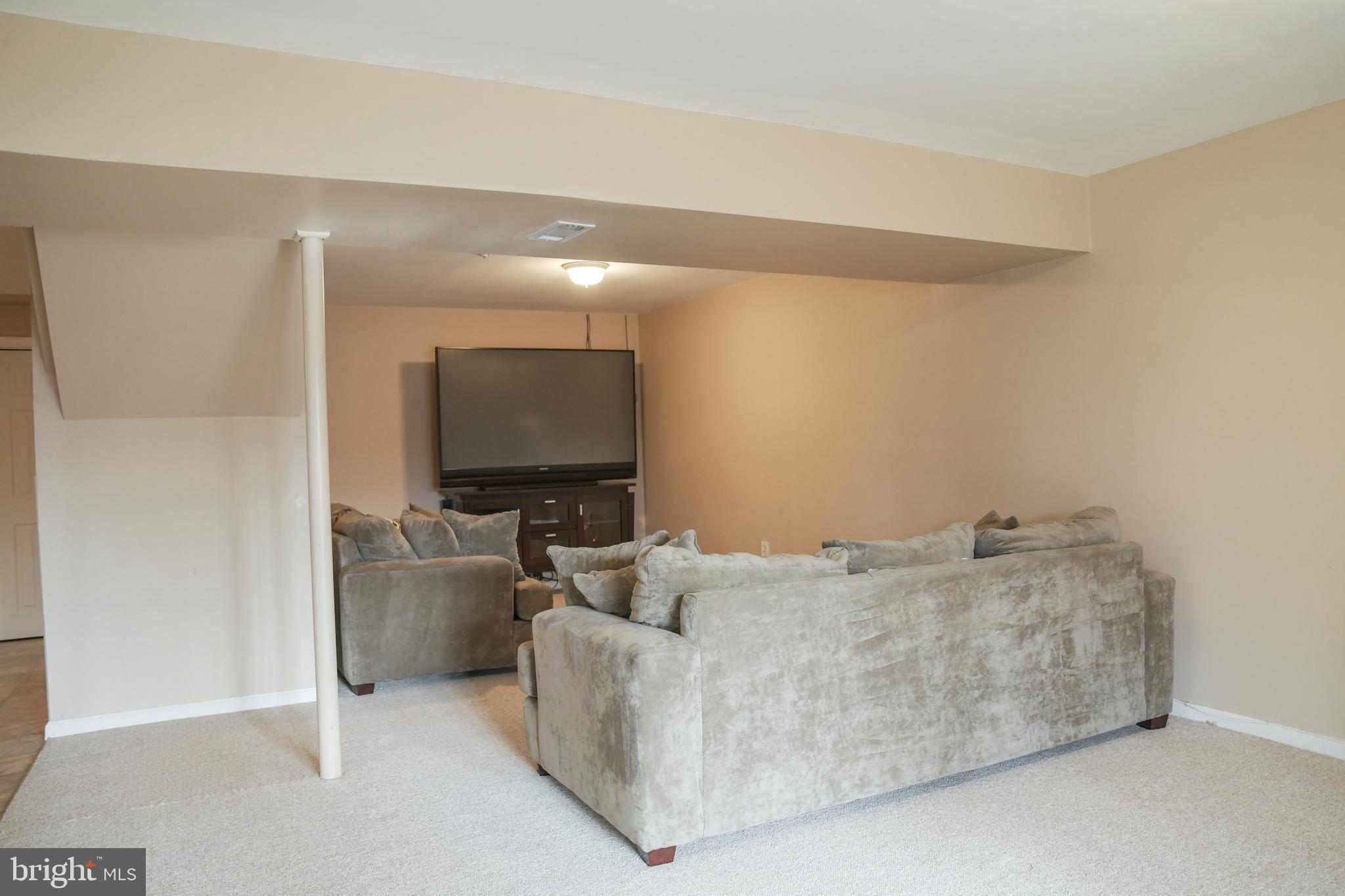 TANTALLON HILLS - Residential