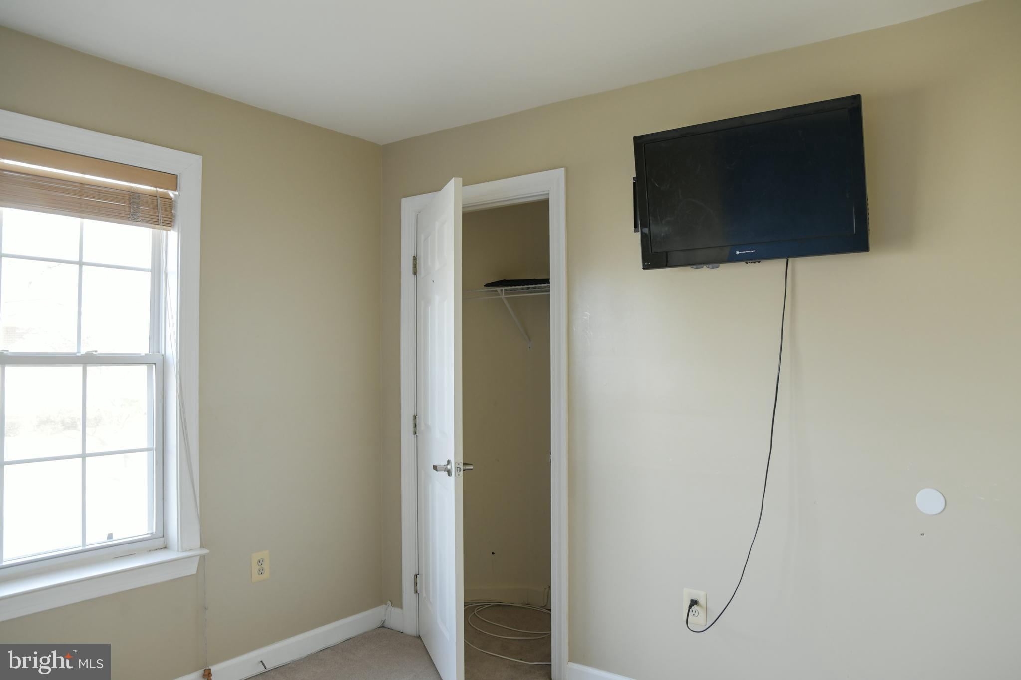 TANTALLON HILLS - Residential