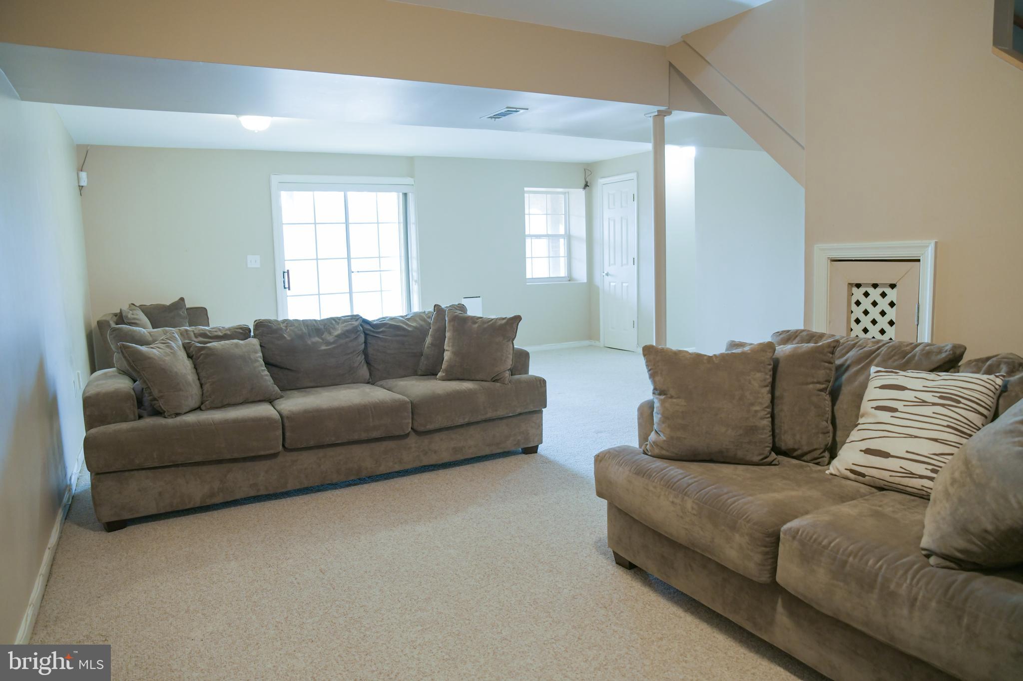 TANTALLON HILLS - Residential