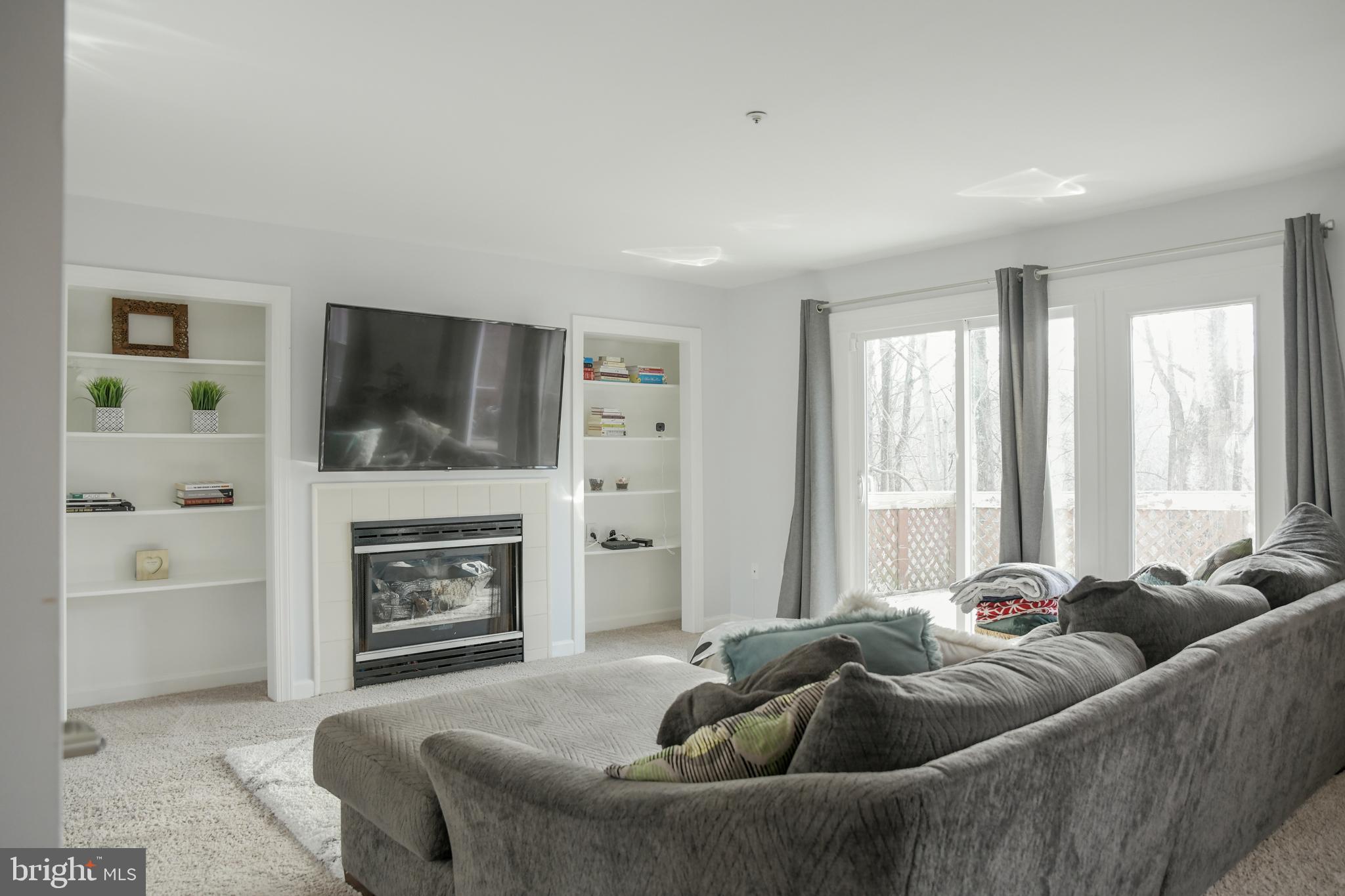 TANTALLON HILLS - Residential