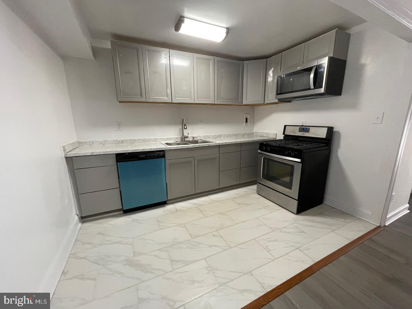 COLLEGE PARK - Residential