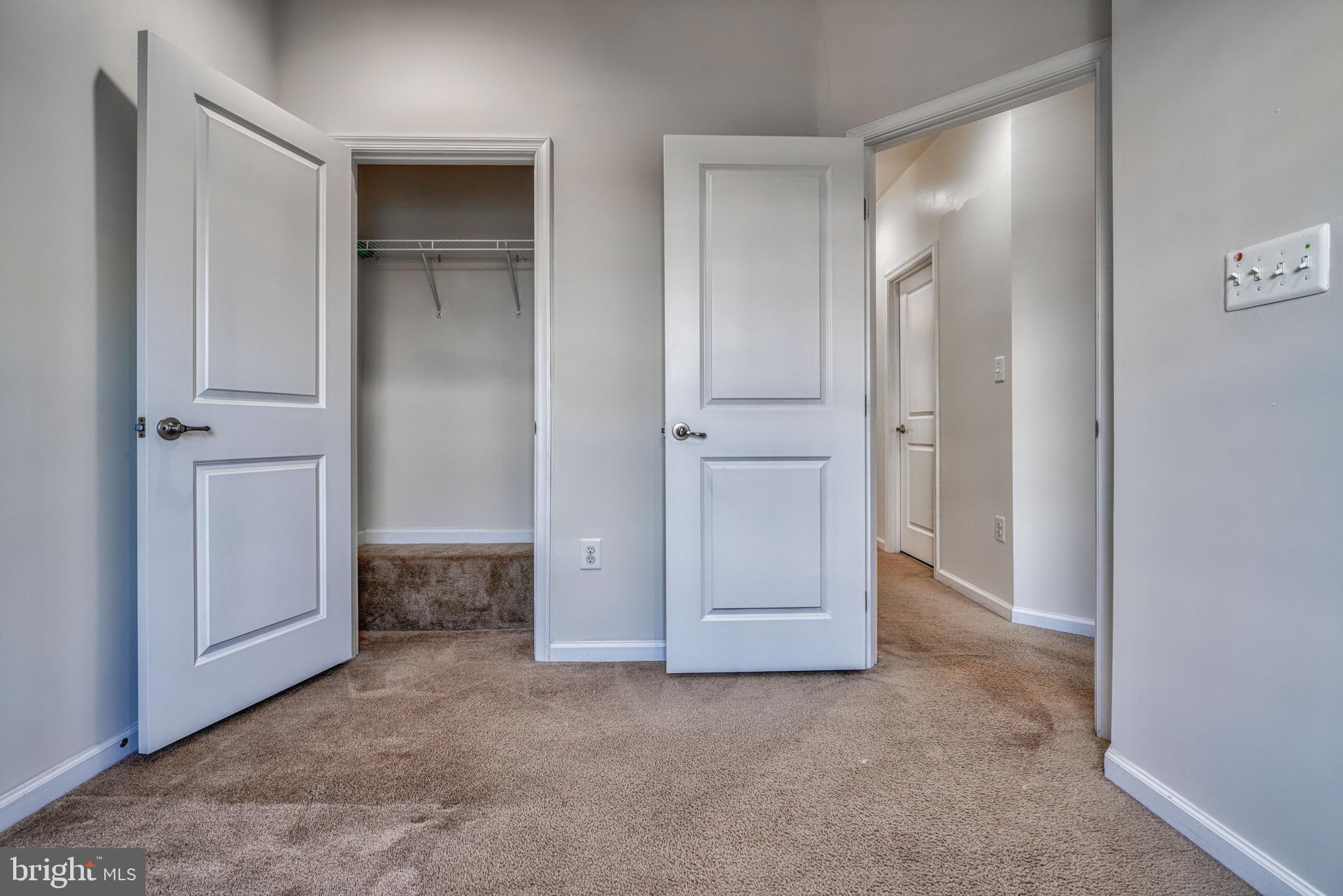 ELLICOTT CROSSING - Residential Lease