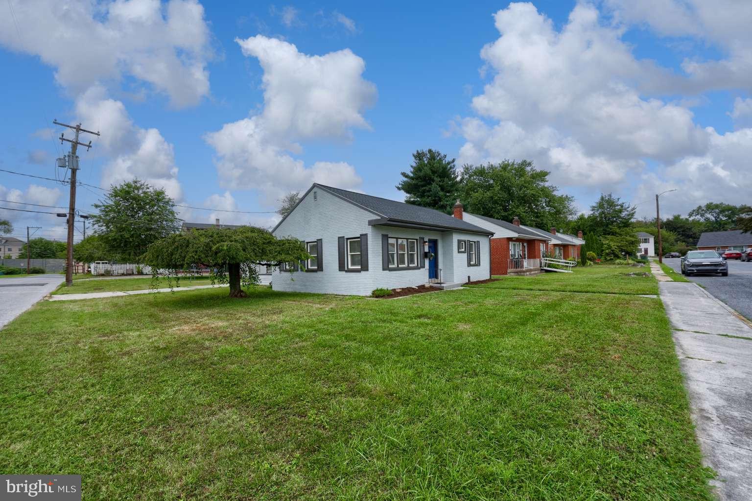 3900 KINGSLEY DRIVE