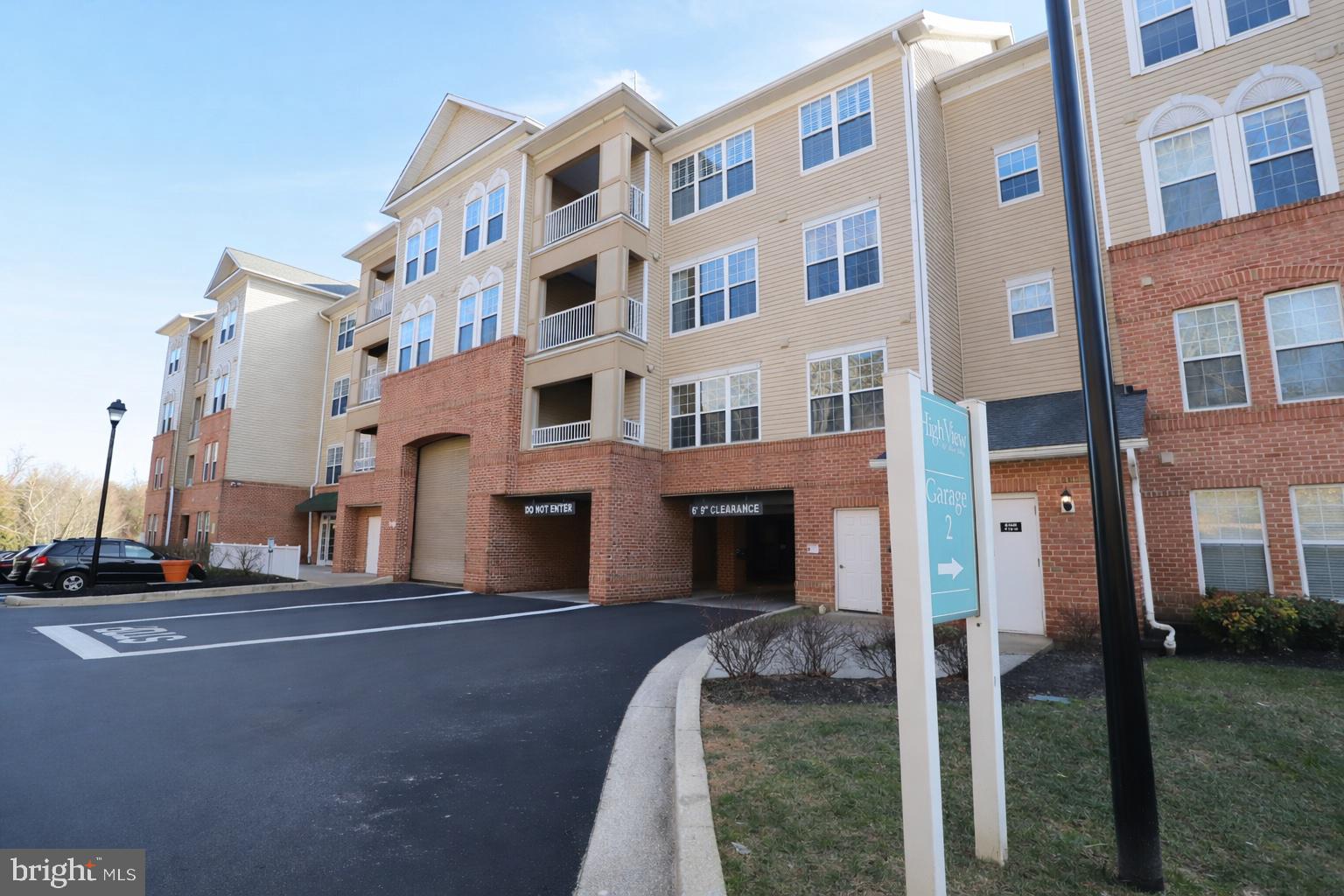 HIGH VIEW AT HUNT VALLEY - Residential