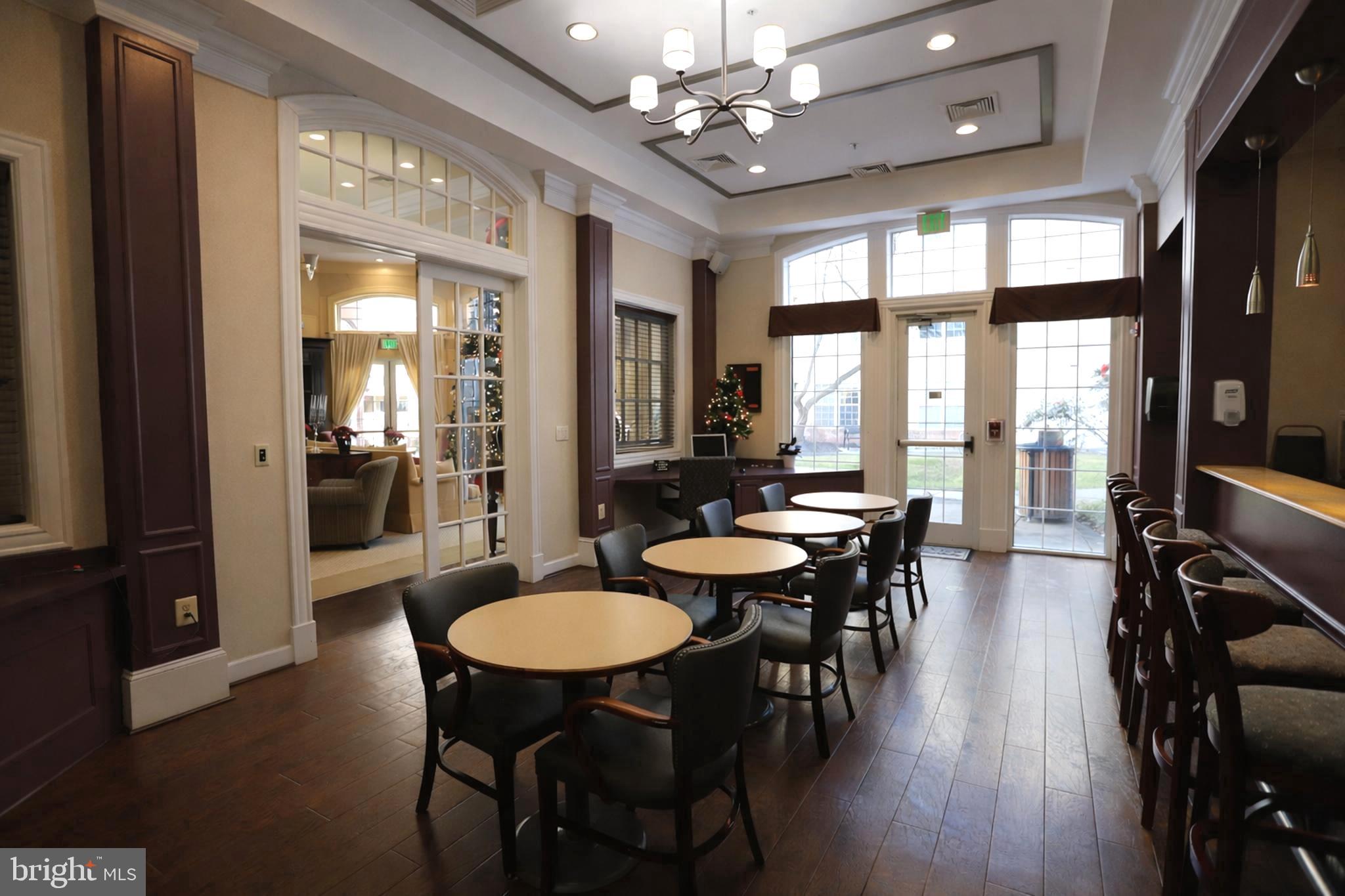 HIGH VIEW AT HUNT VALLEY - Residential