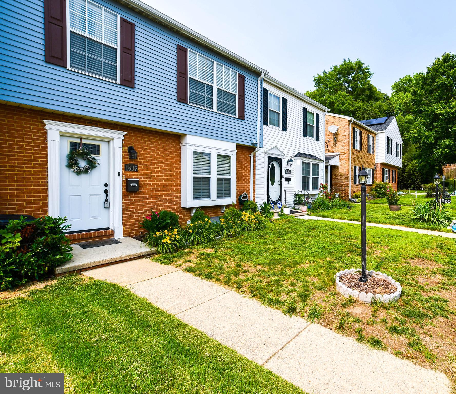 1608 FOREST PARK DRIVE